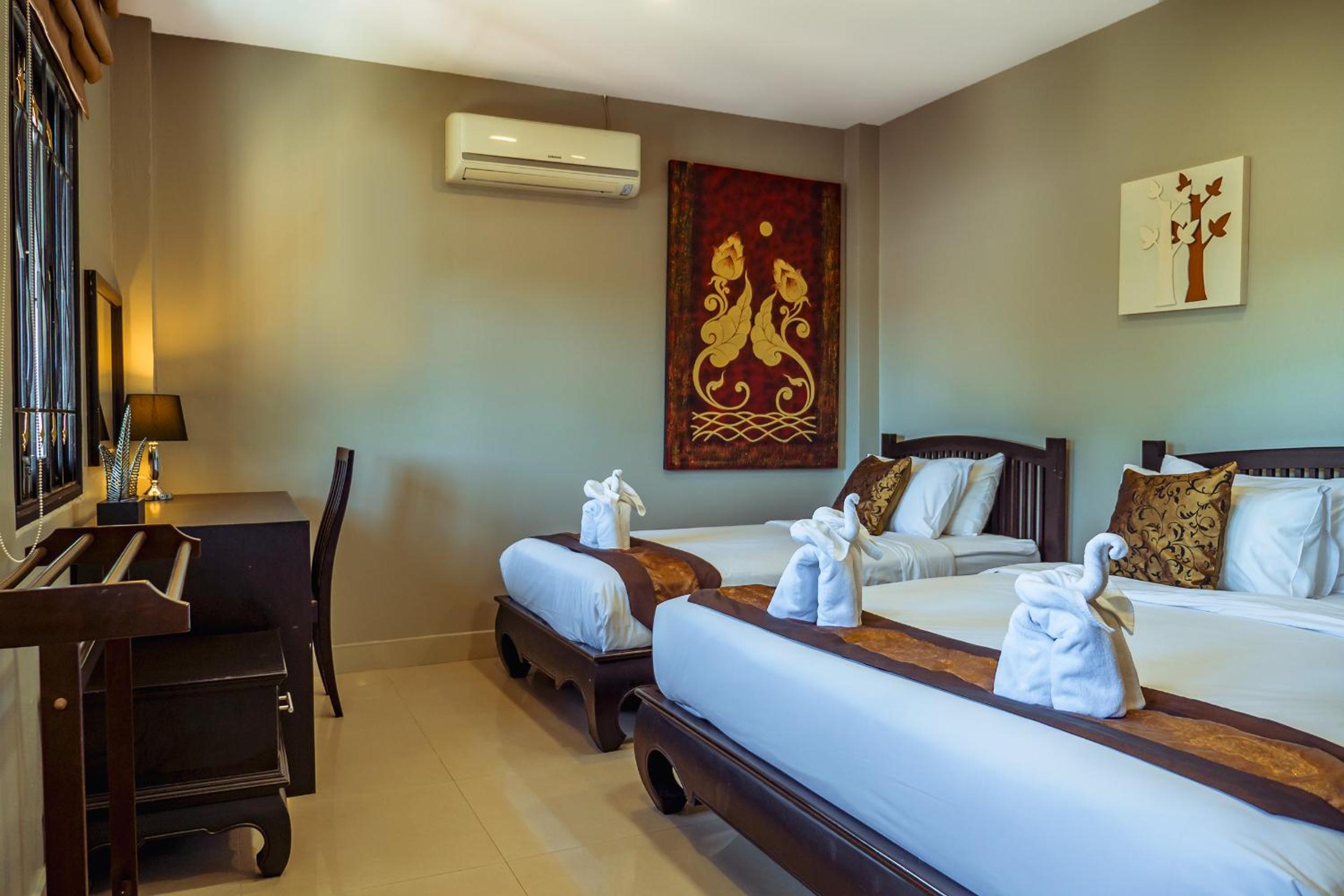 Baan Santhiya Private Pool Villas - Hotel style service with Free Tuk Tuk