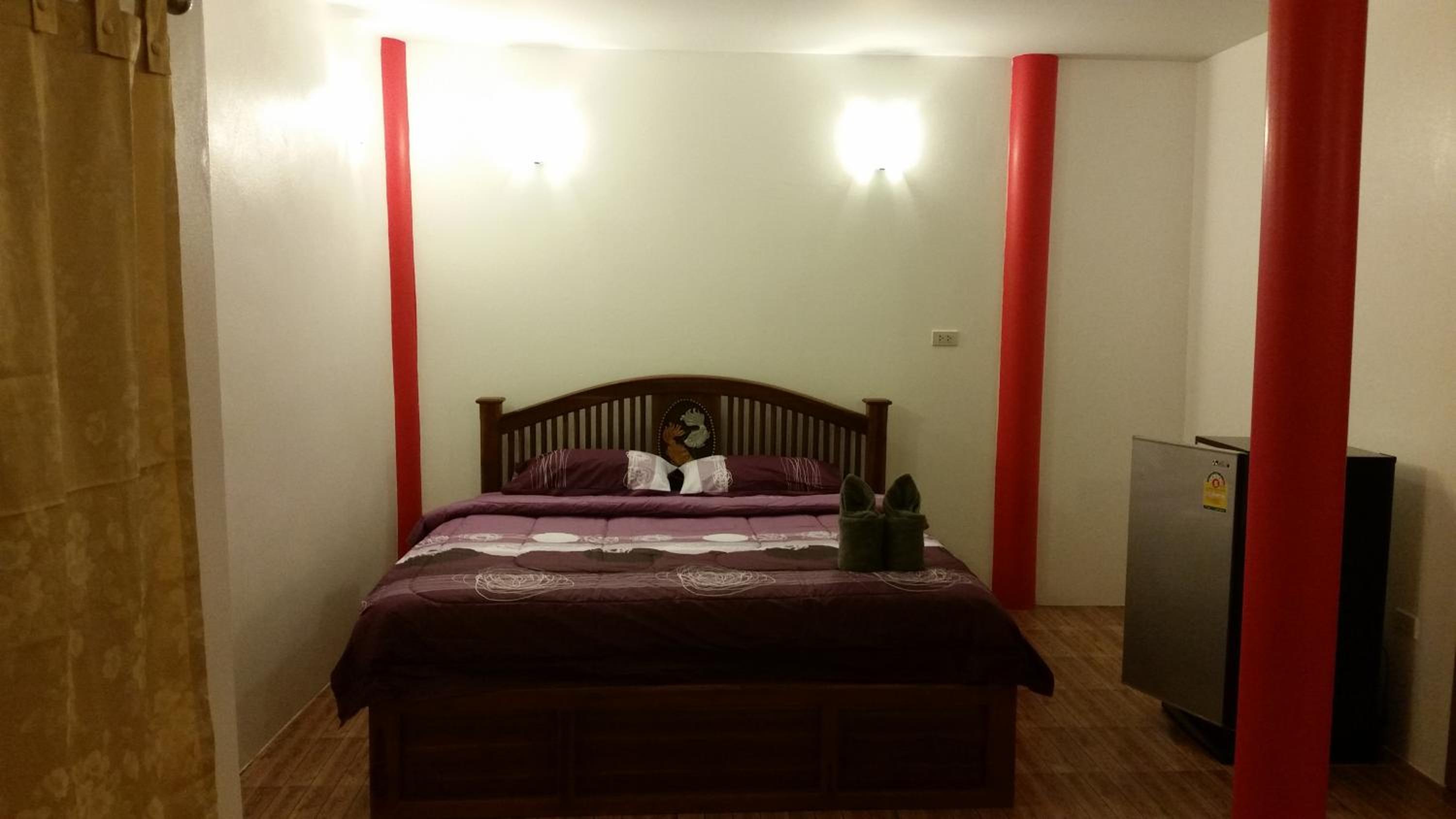 Photo 8