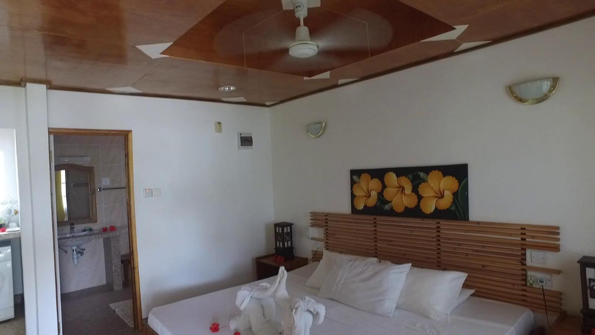 Sea View Lodge