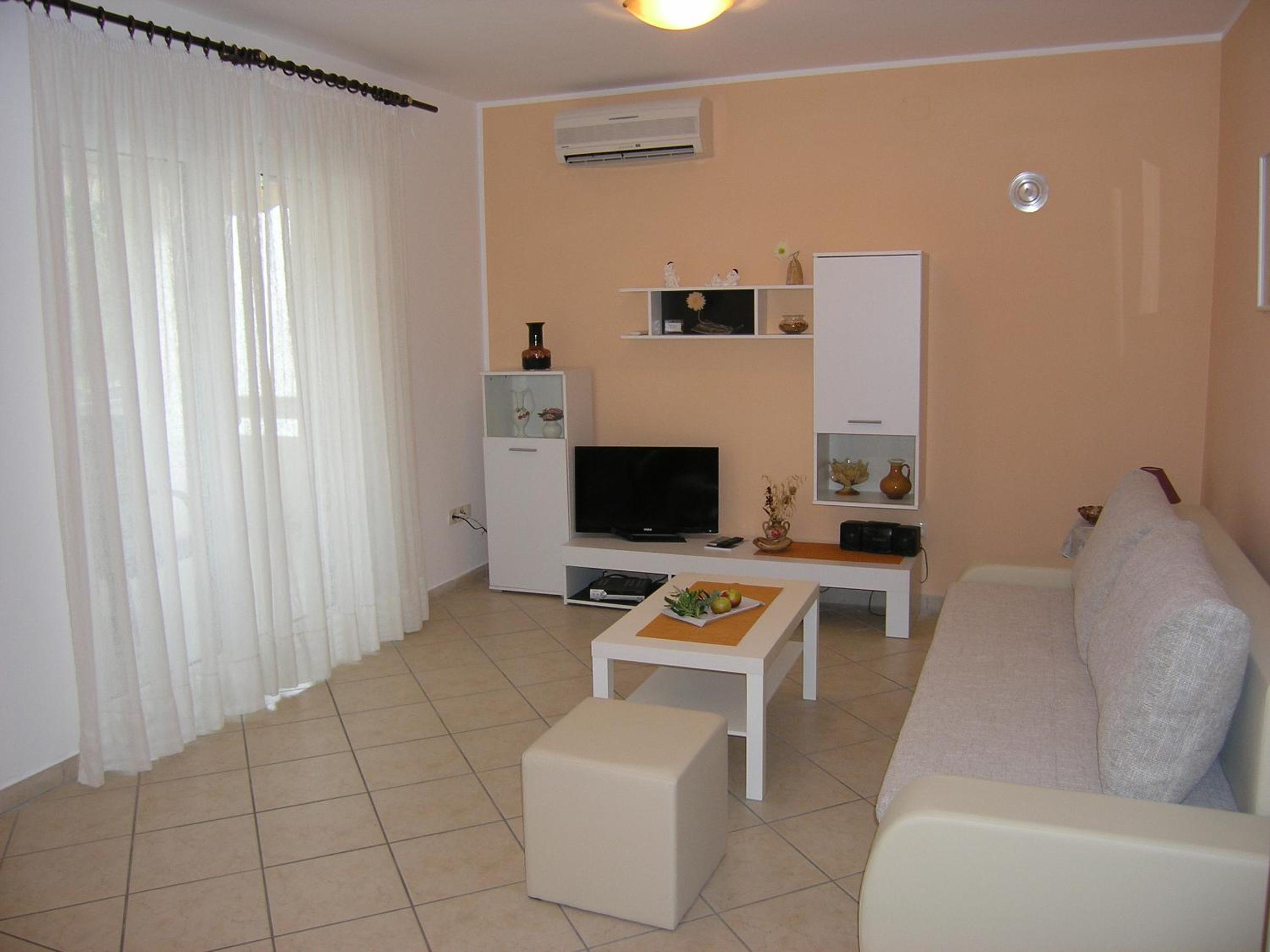 Apartments BILJANA for relaxing holidays in Baska view 4