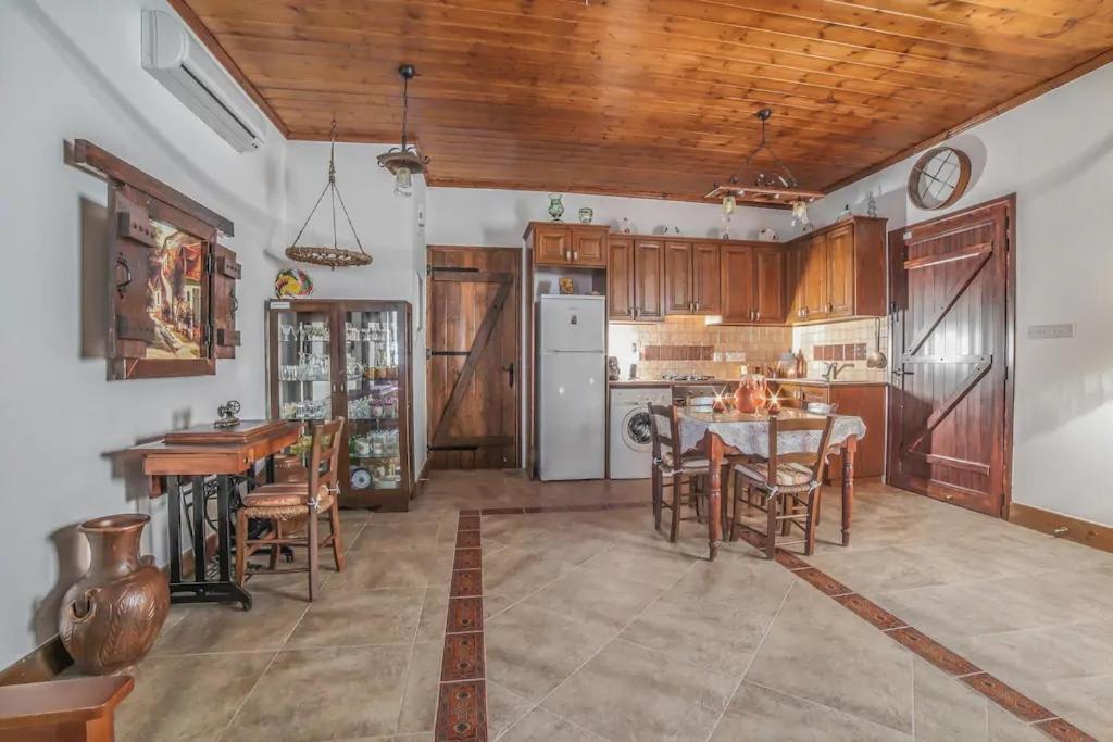 Lofou Traditional House
