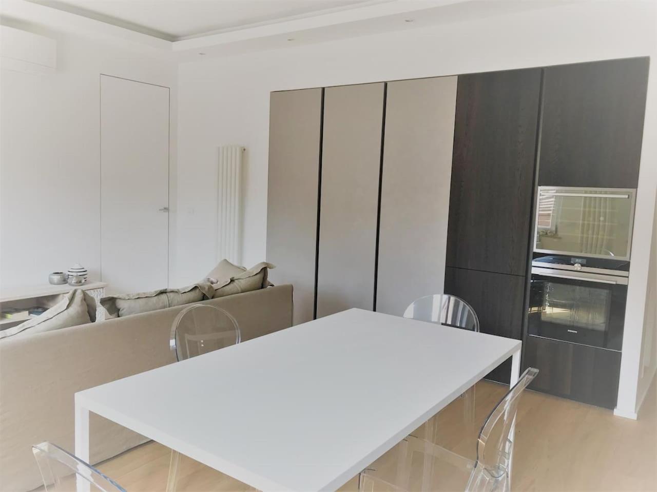 EXCELSIOR 10 - Luxury apartment view 5