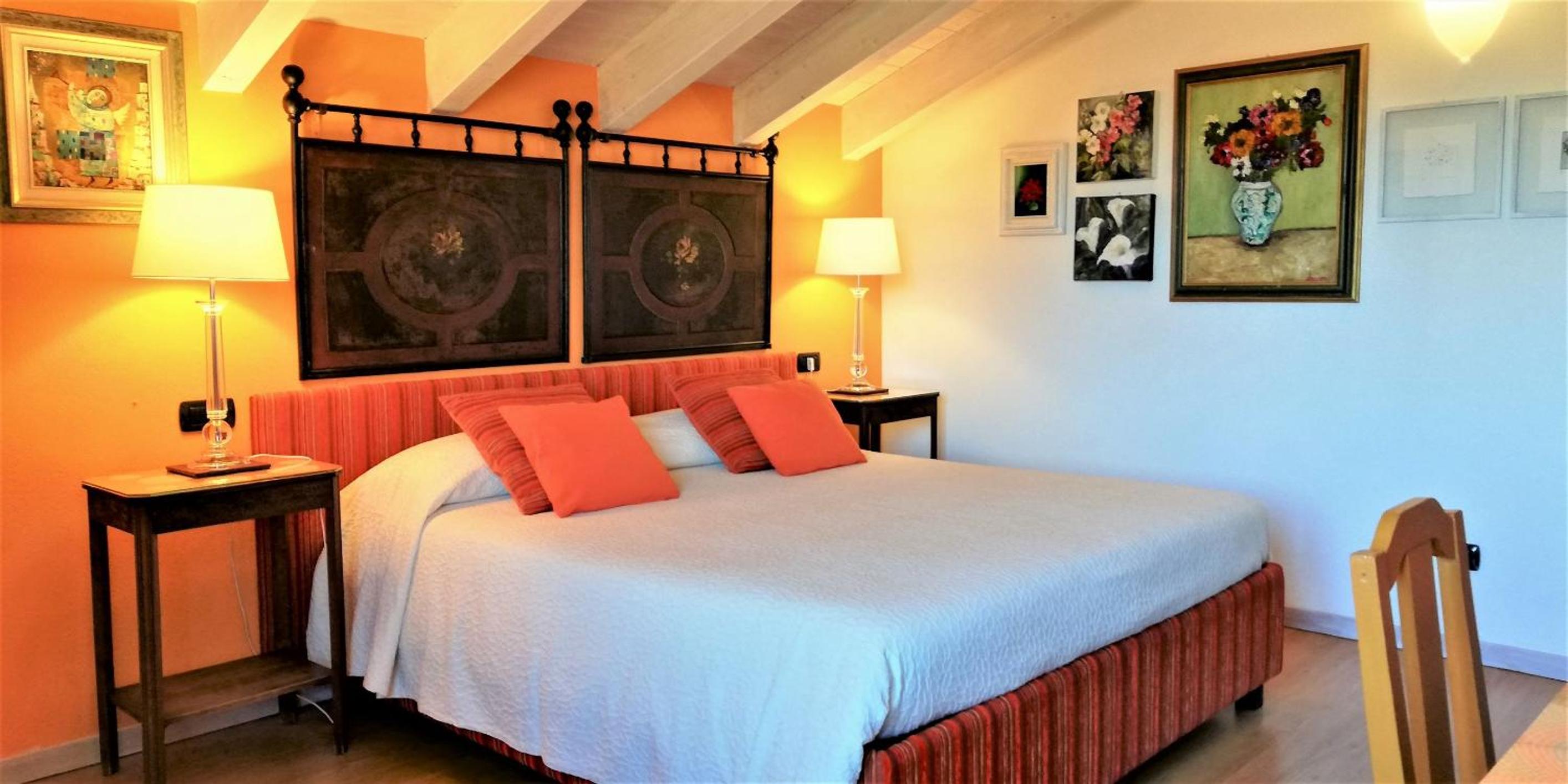 La Collina since 2008 NO SMOKING B&B