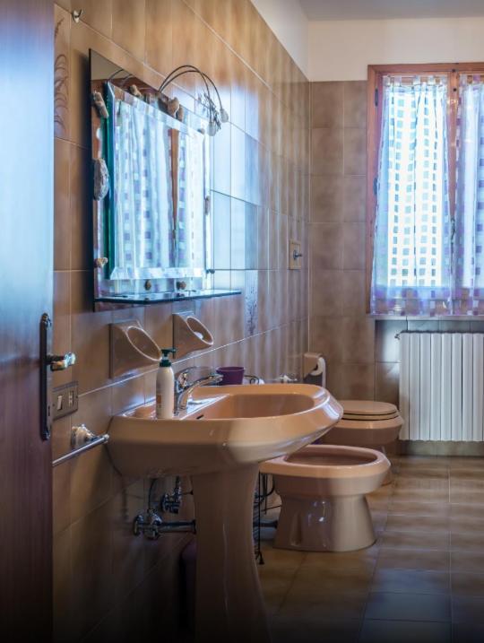 B&B Il Roseto en Spilamberto — bathroom