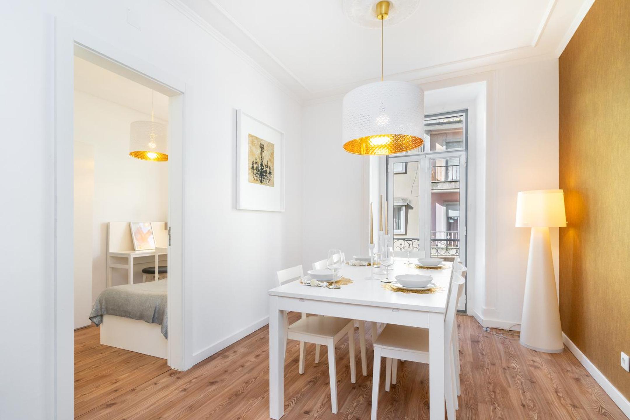 WHome | Golden Premium Apartment view 3