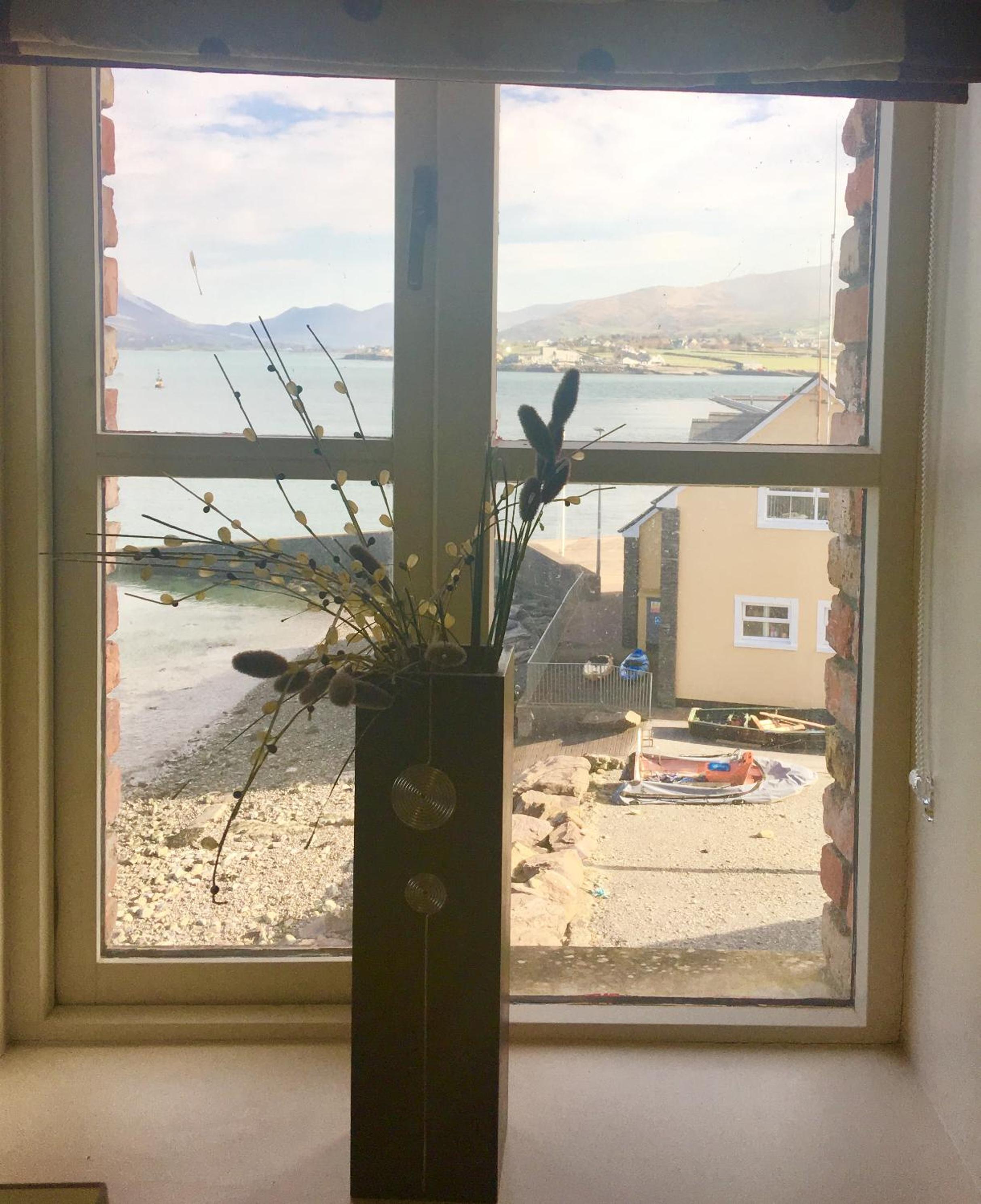 Curlew Apartment