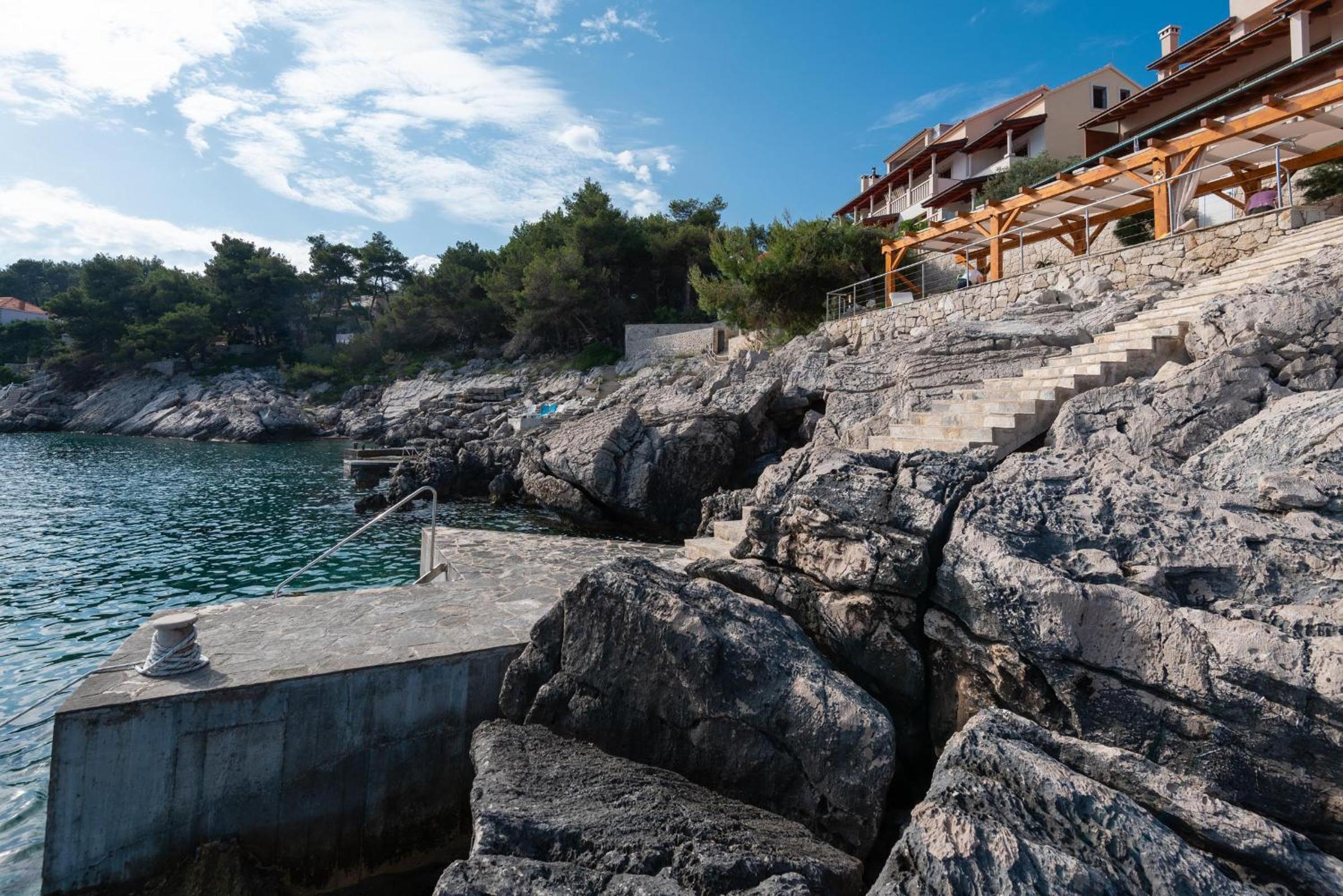 Exceptional Beachfront Holiday Villa on Korčula Island view 5
