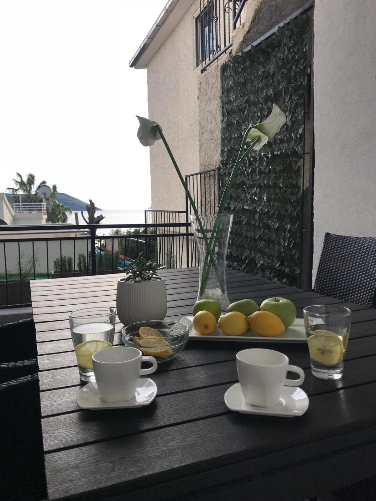 Casa Bianca view 2