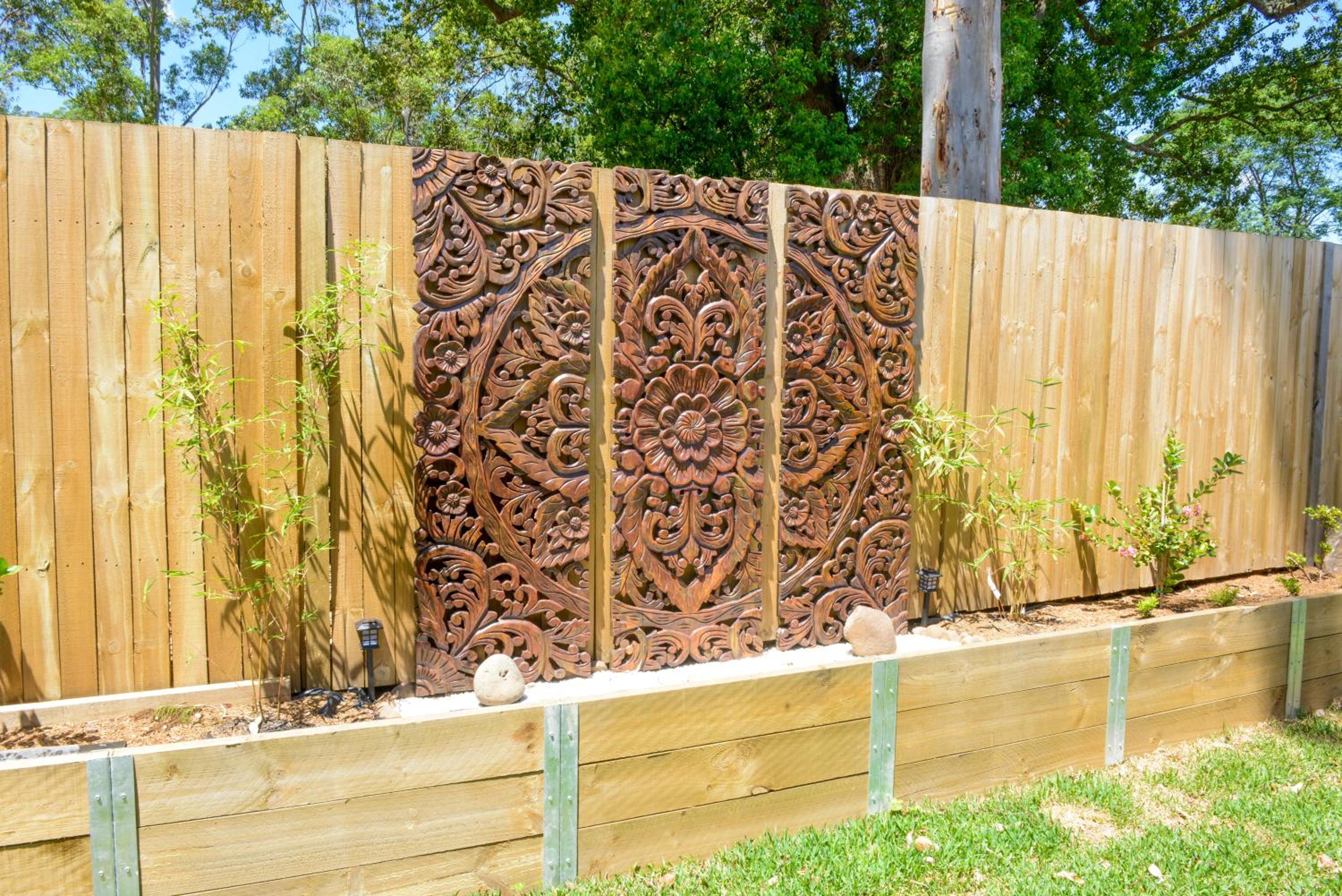 Myrtle Tree Lodge Trunks - stand alone lodge in the Heart of village