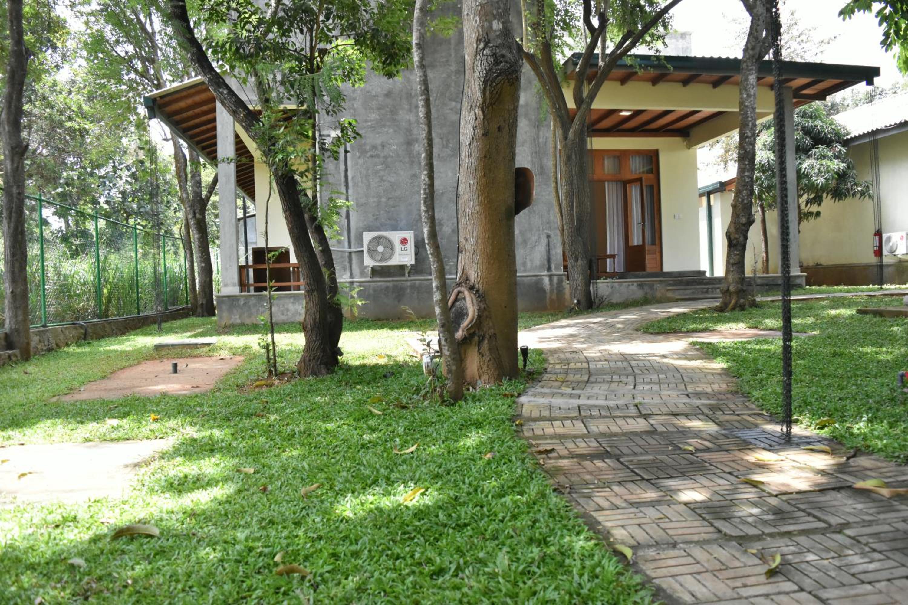 Photo 32