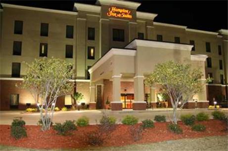 McComb Vacations - Hampton Inn  Suites McComb - Property Image 3