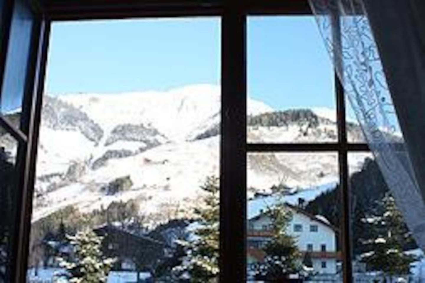 Schoenblick Mountain Resort - by SMR Rauris Apartments - Inc Spa close to Gondola