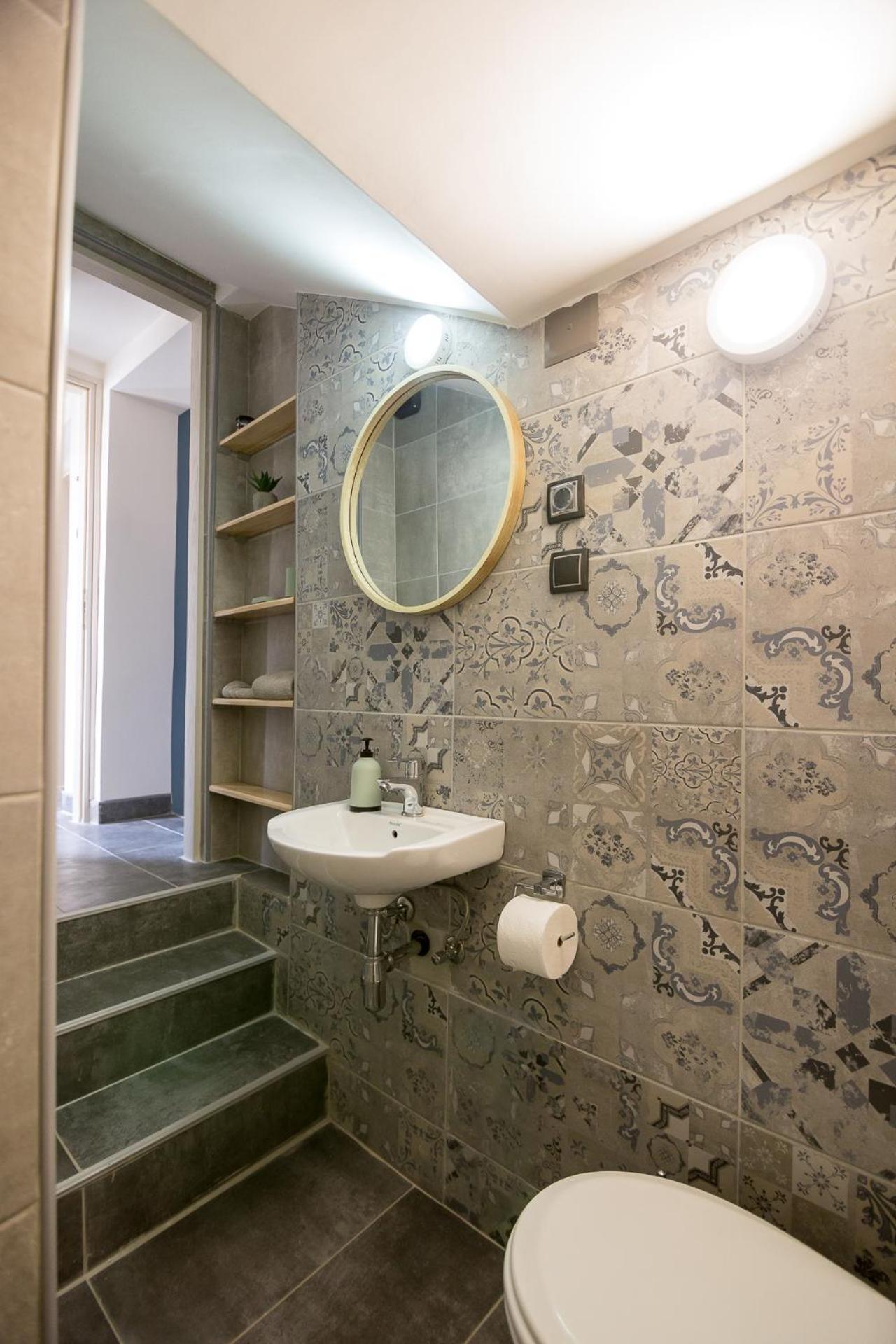 Sunrise Apartments view 2