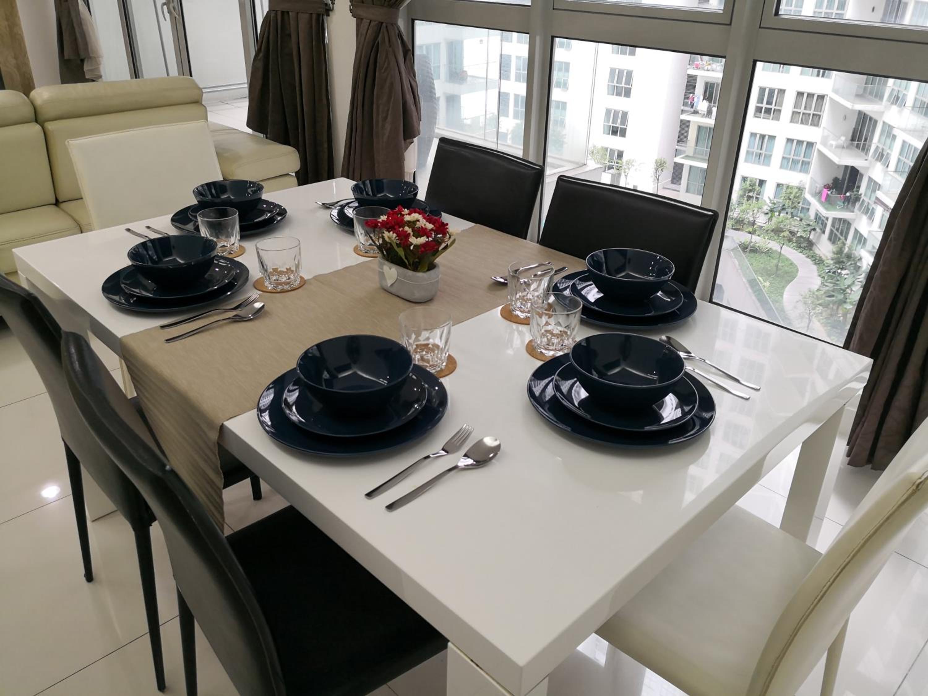 KLCC Inifinity Pool - The Regalia Residences & Suites by KL minsu