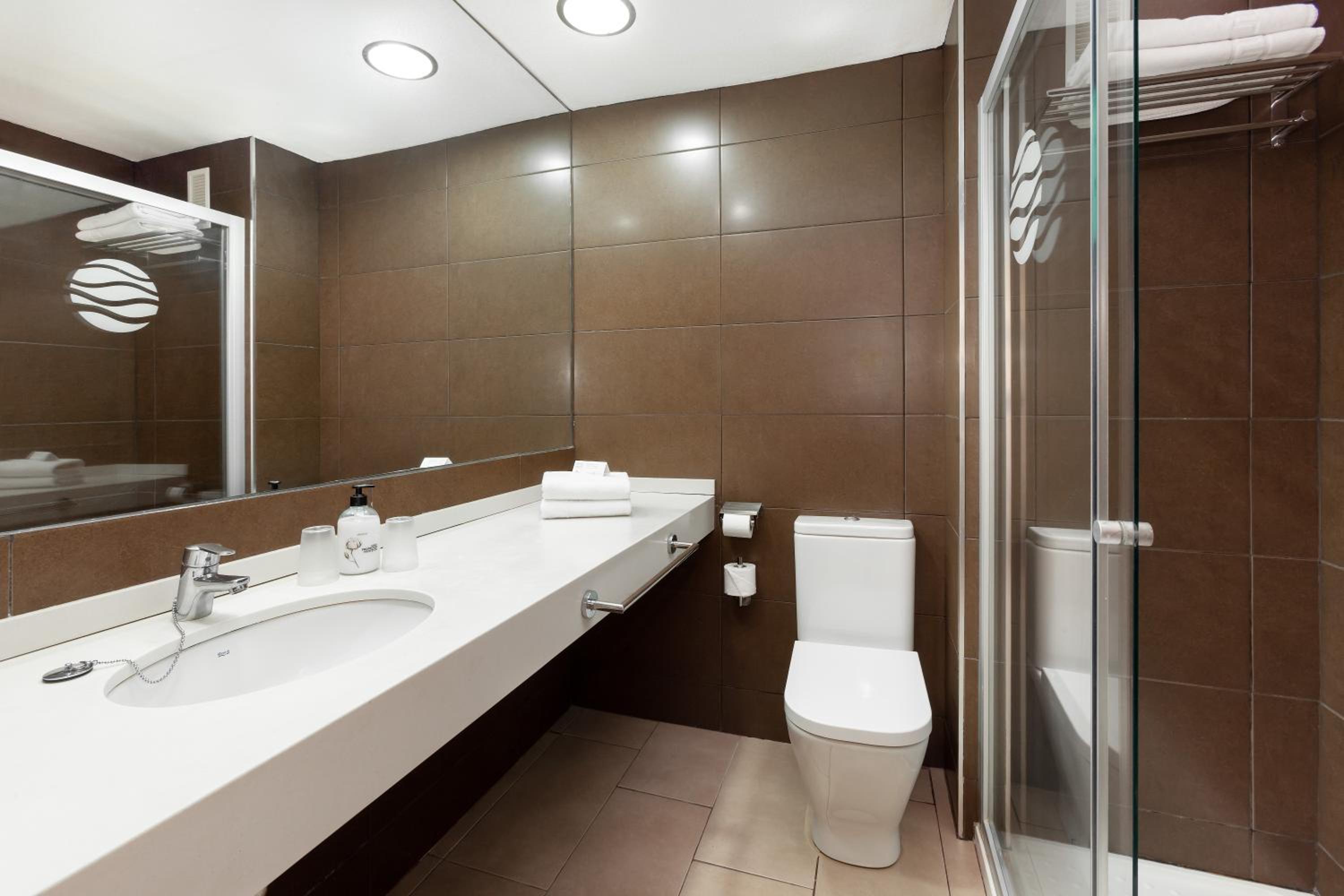 Playaolid Suites & Apartments — photo 32
