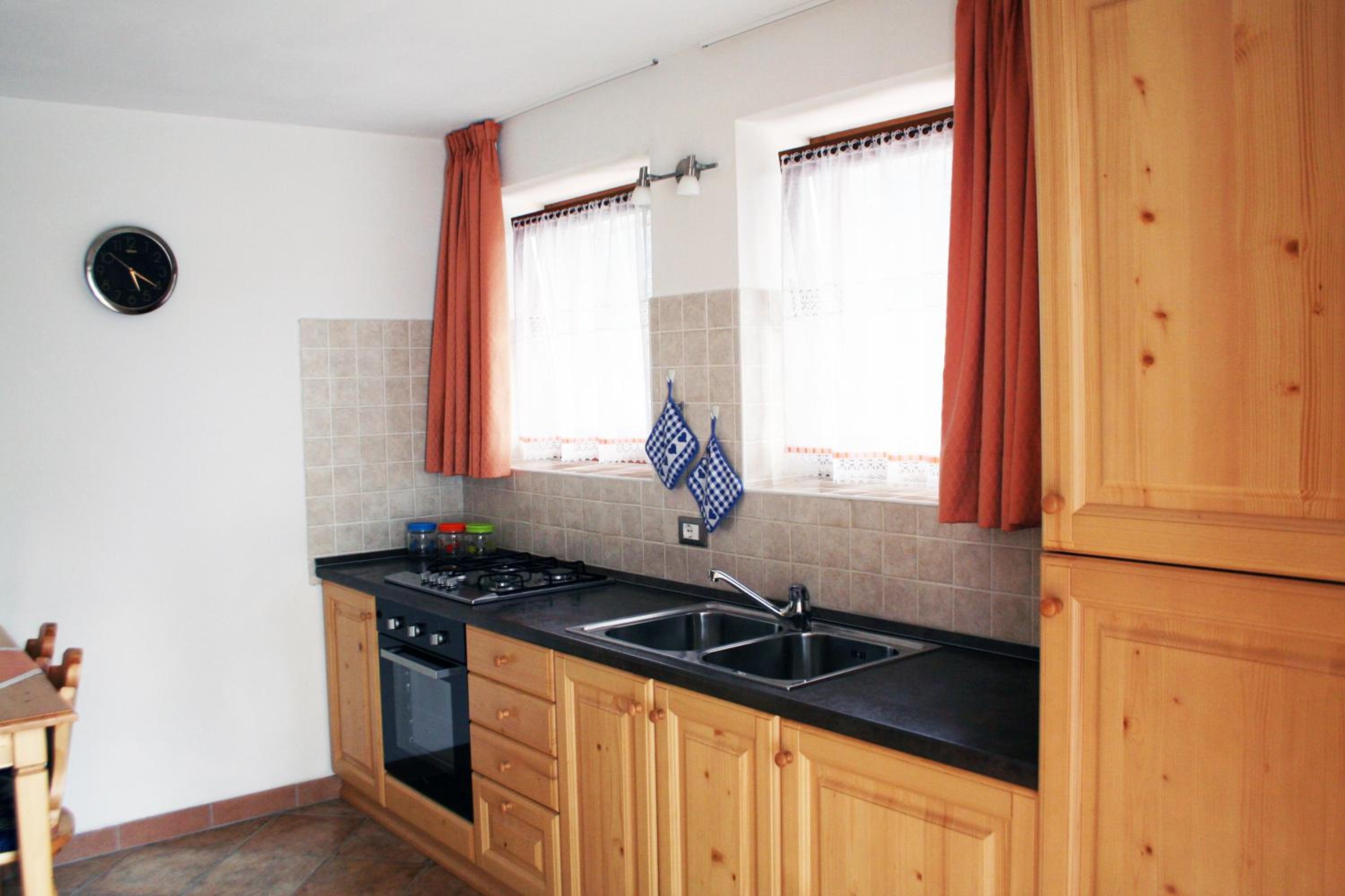 Appartamenti Piazzi en Tesero — kitchen