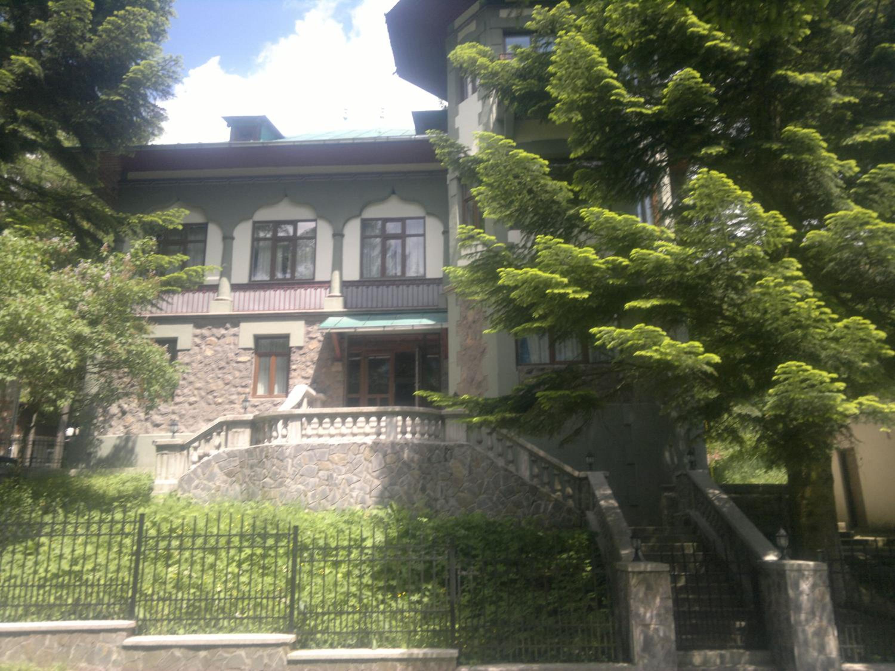 Vila Acvila view 5