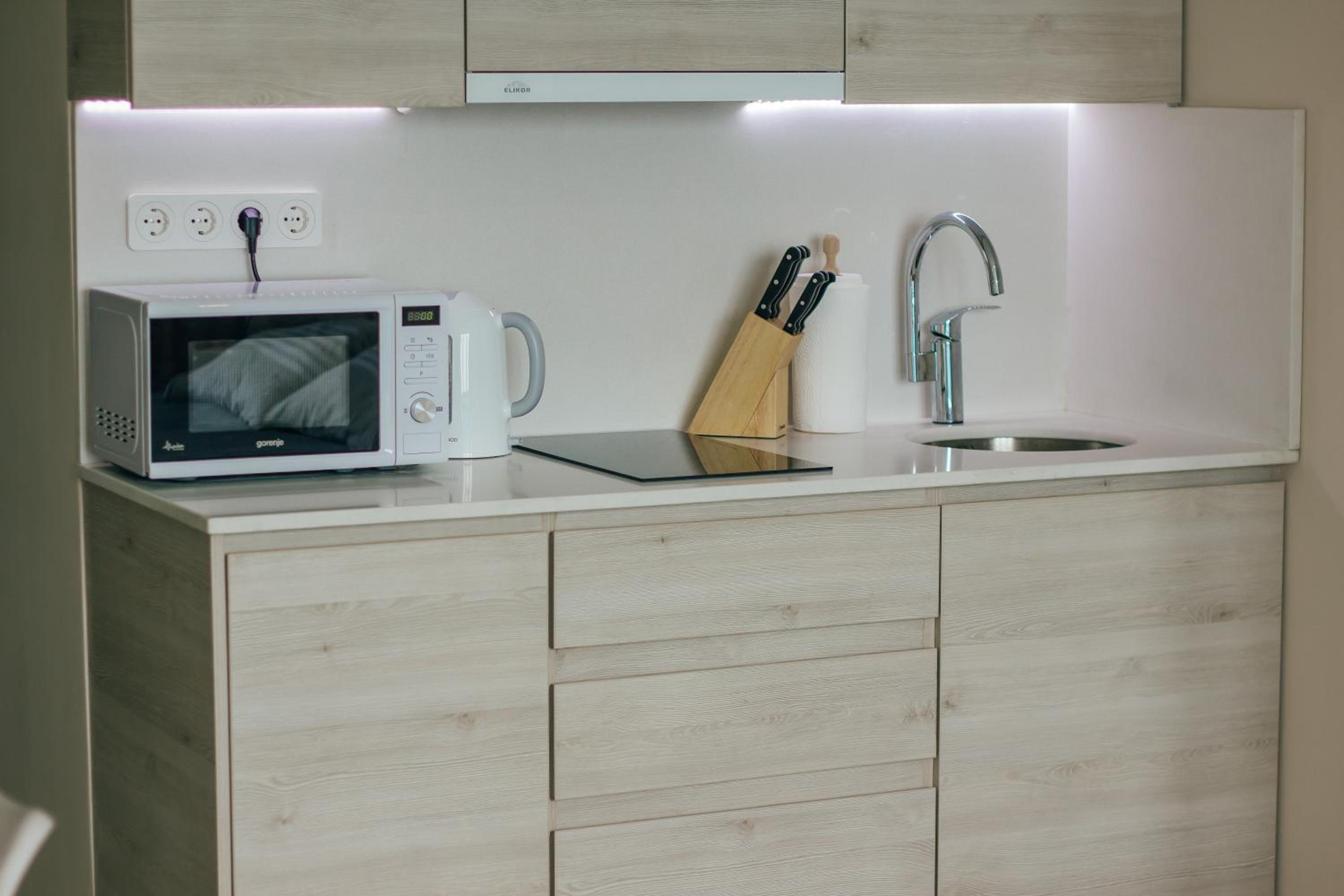 Swiss Quality Apartments (Beach Tower) — photo 28