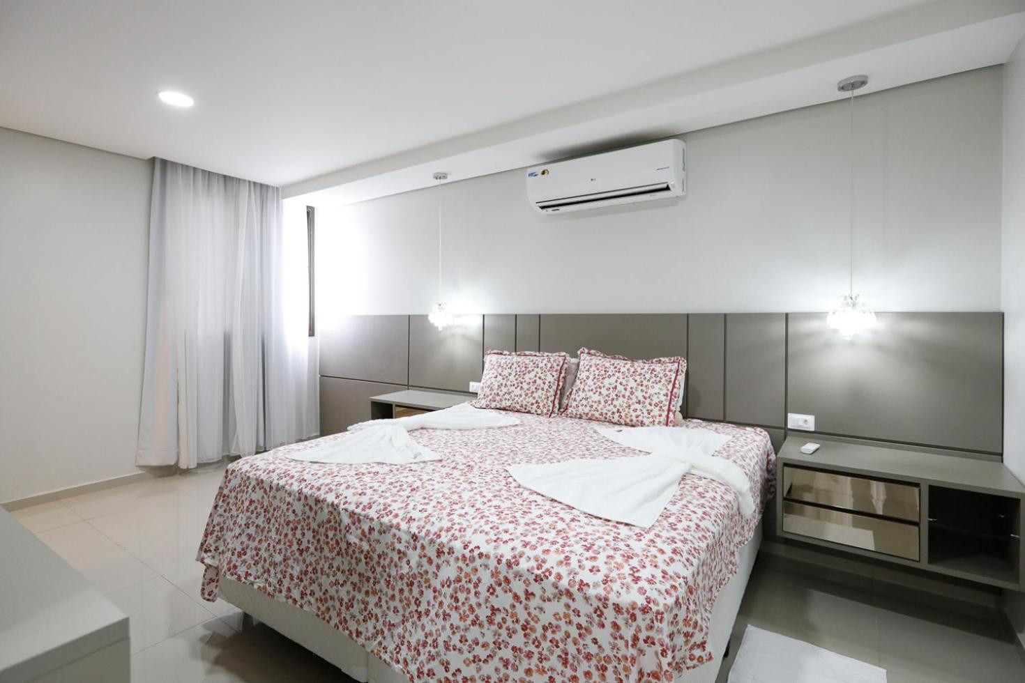 Foz Cobertura 3 suítes e Foz Apartamento 2 suítes