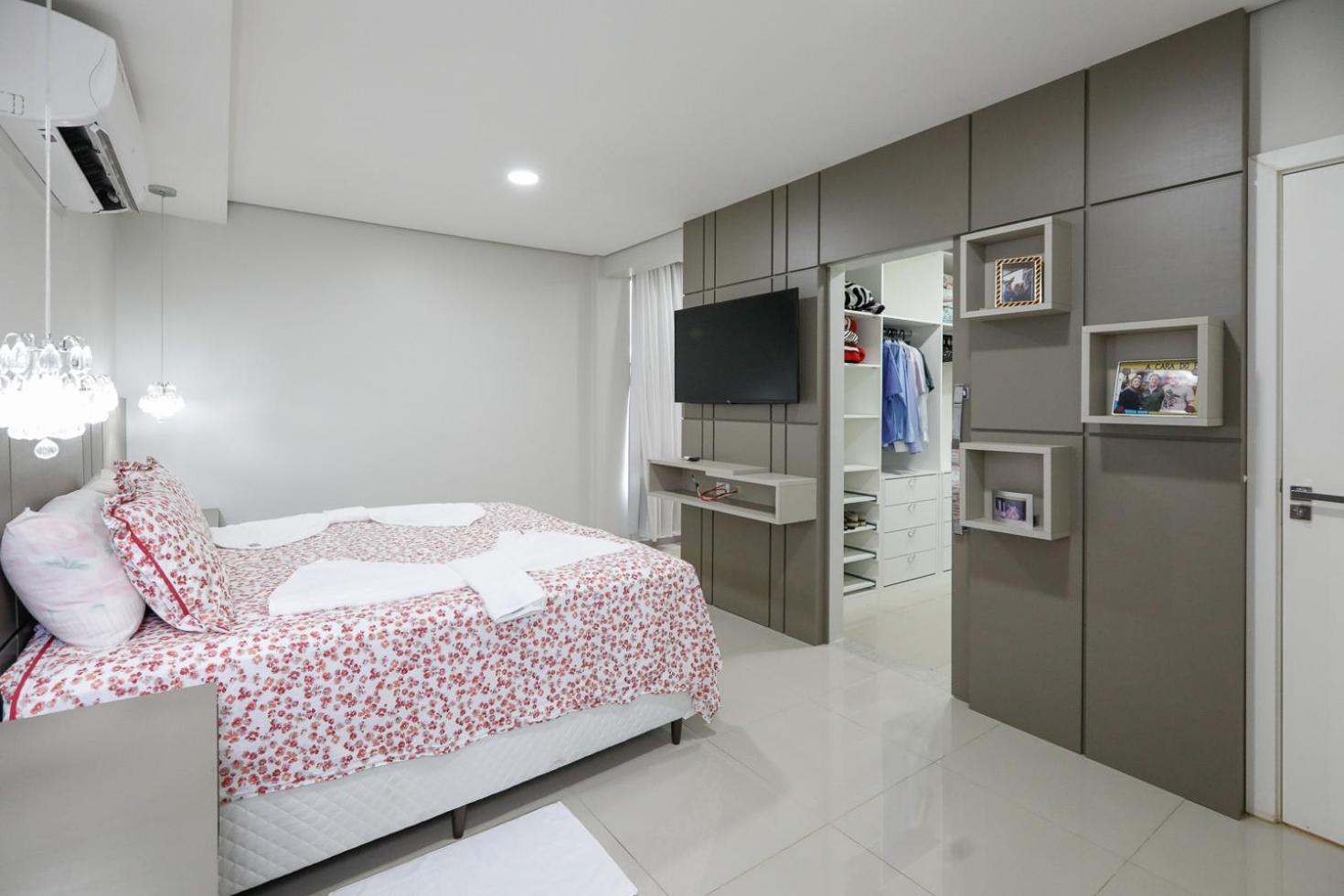 Foz Cobertura 3 suítes e Foz Apartamento 2 suítes