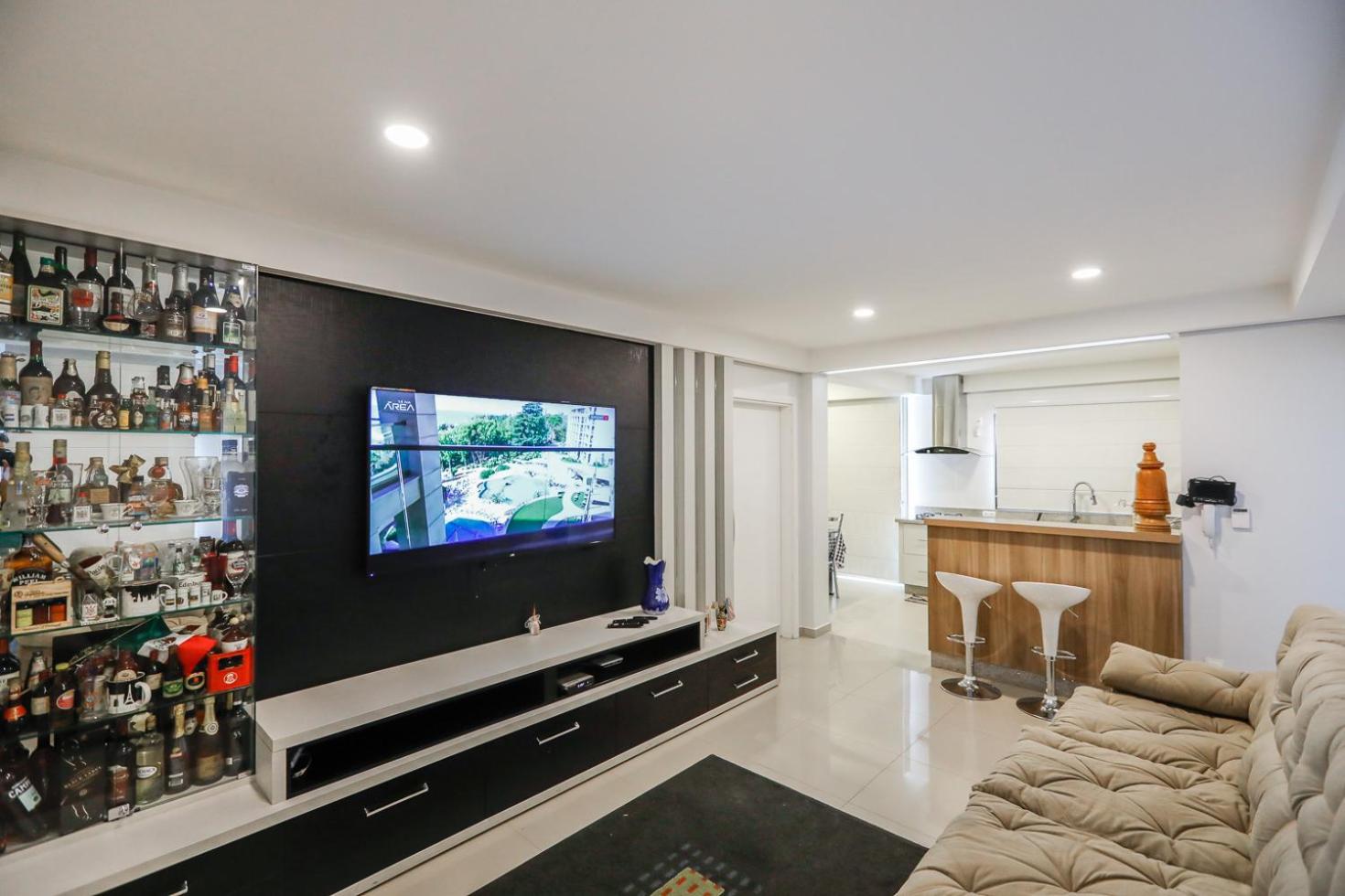 Foz Cobertura 3 suítes e Foz Apartamento 2 suítes