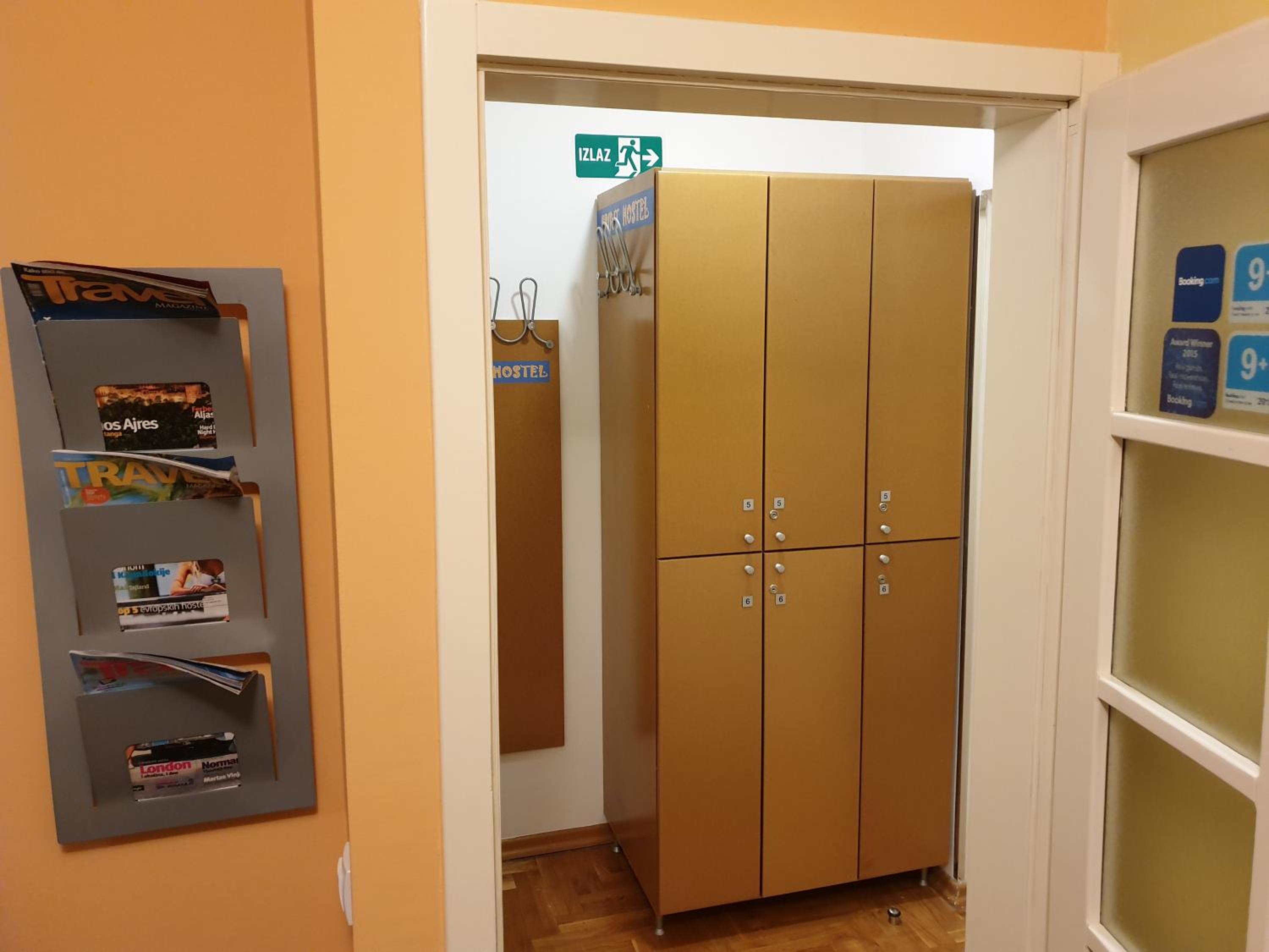 Photo 21