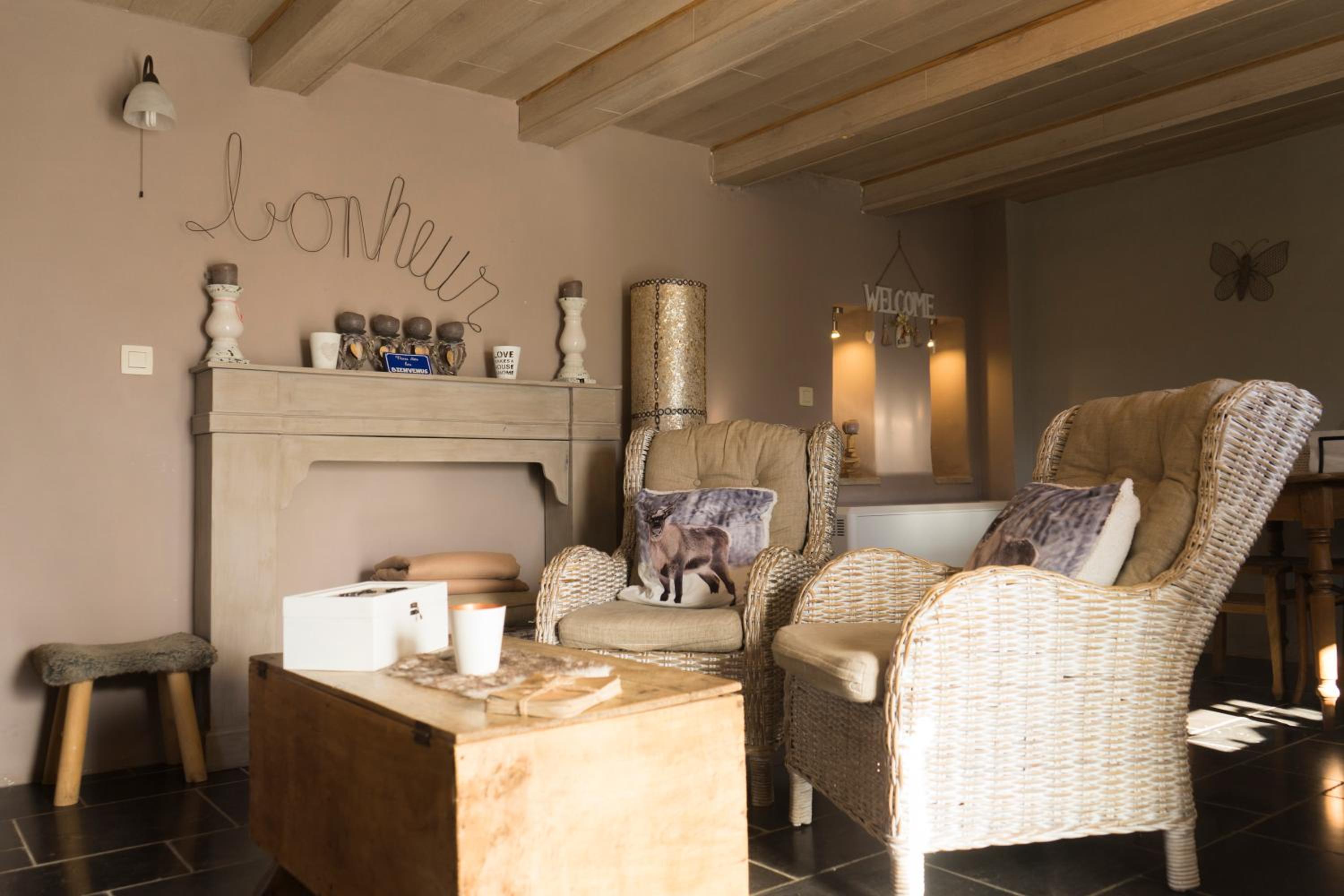 Gîte de Corbion une envie d'Ailleurs 6personnes et le Pt Bonheur 2 personnes