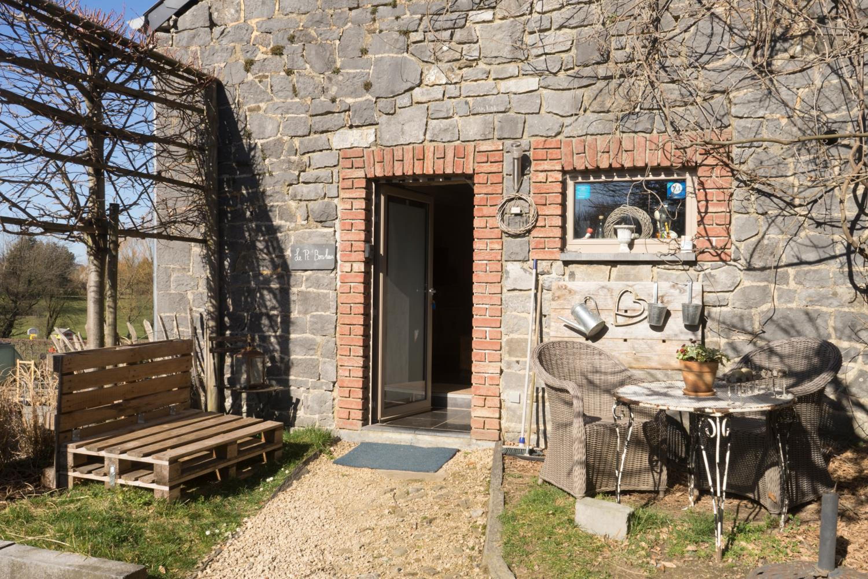Gîte de Corbion une envie d'Ailleurs 6personnes et le Pt Bonheur 2 personnes