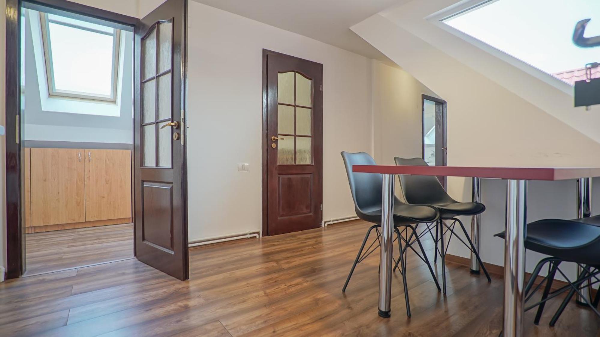Coroni Residence - Cazare Delegati si Muncitori Brasov