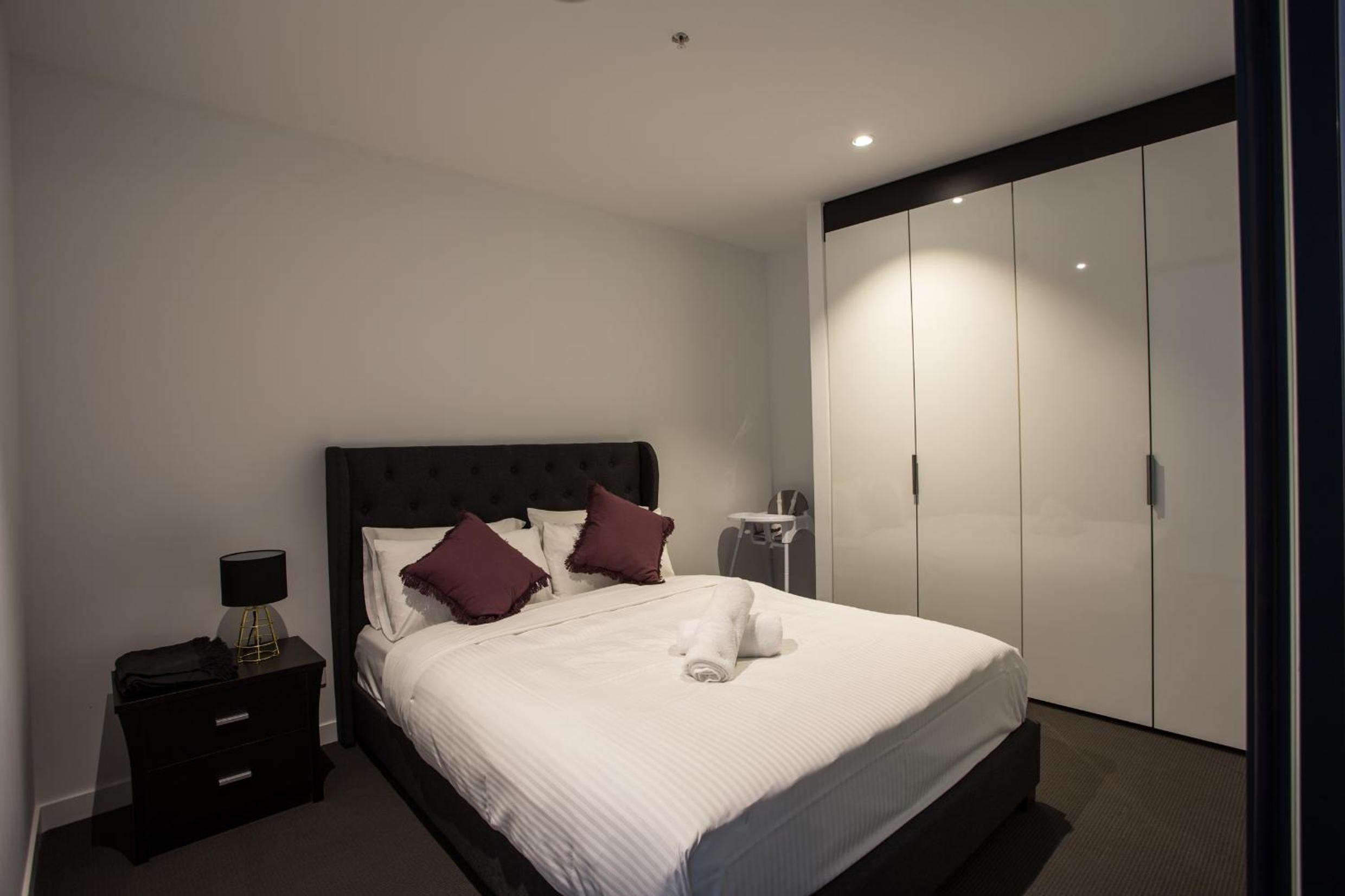 ReadySet Apartments at Madison