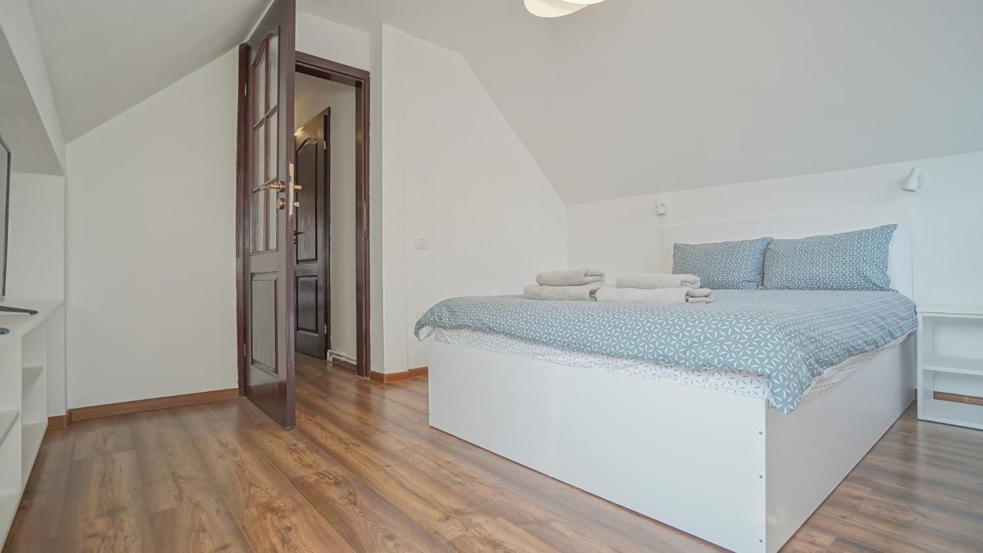 Coroni Residence - Cazare Delegati si Muncitori Brasov