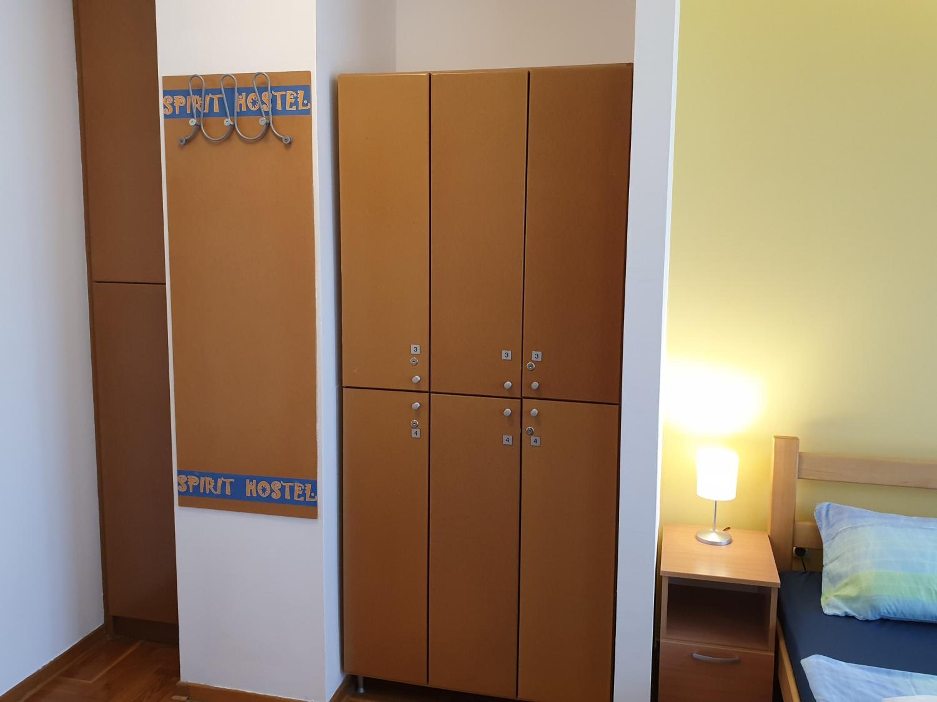 Photo 12