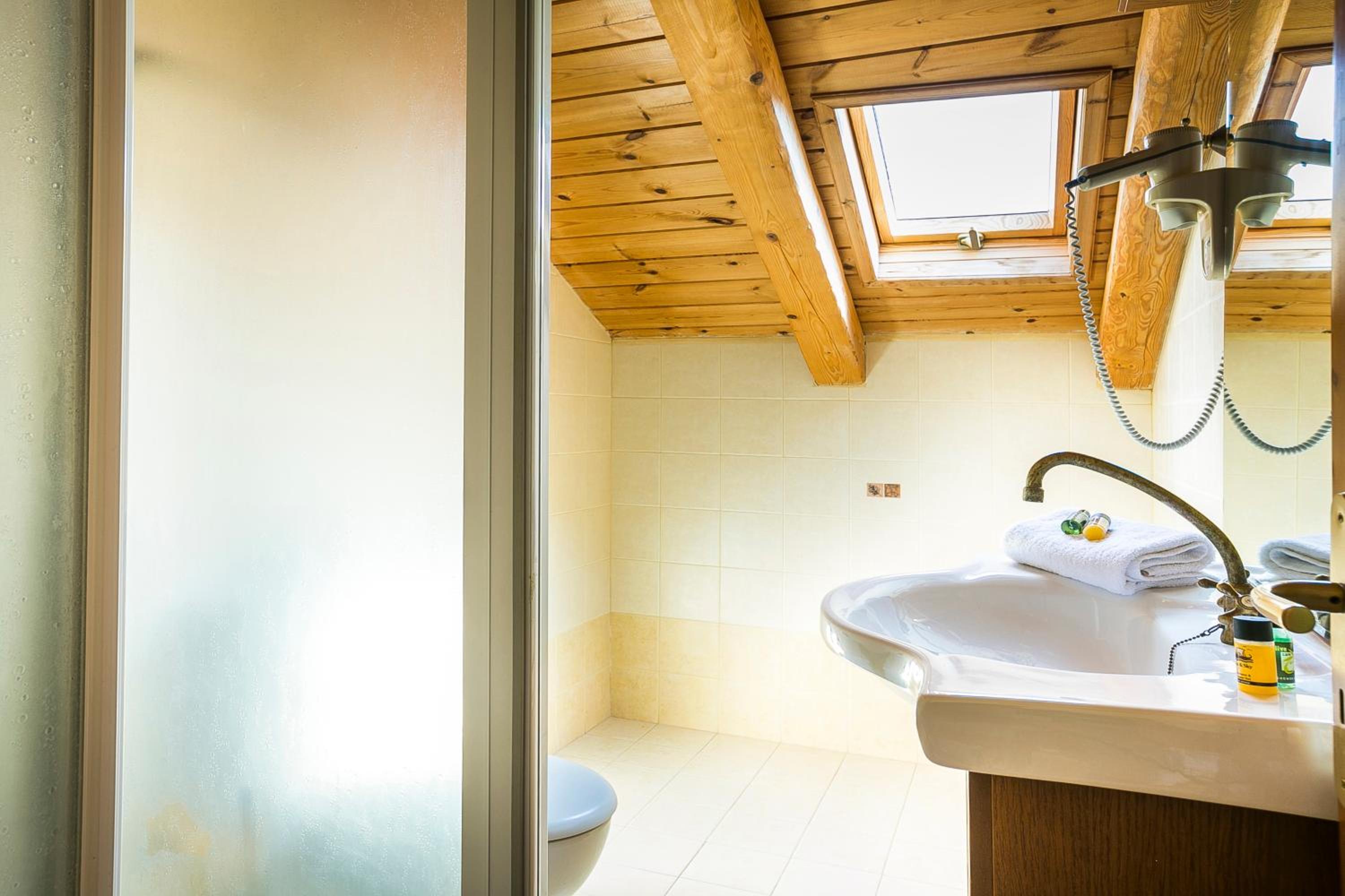 Authentic Suites in Fiscardo (Archontiko) view 4
