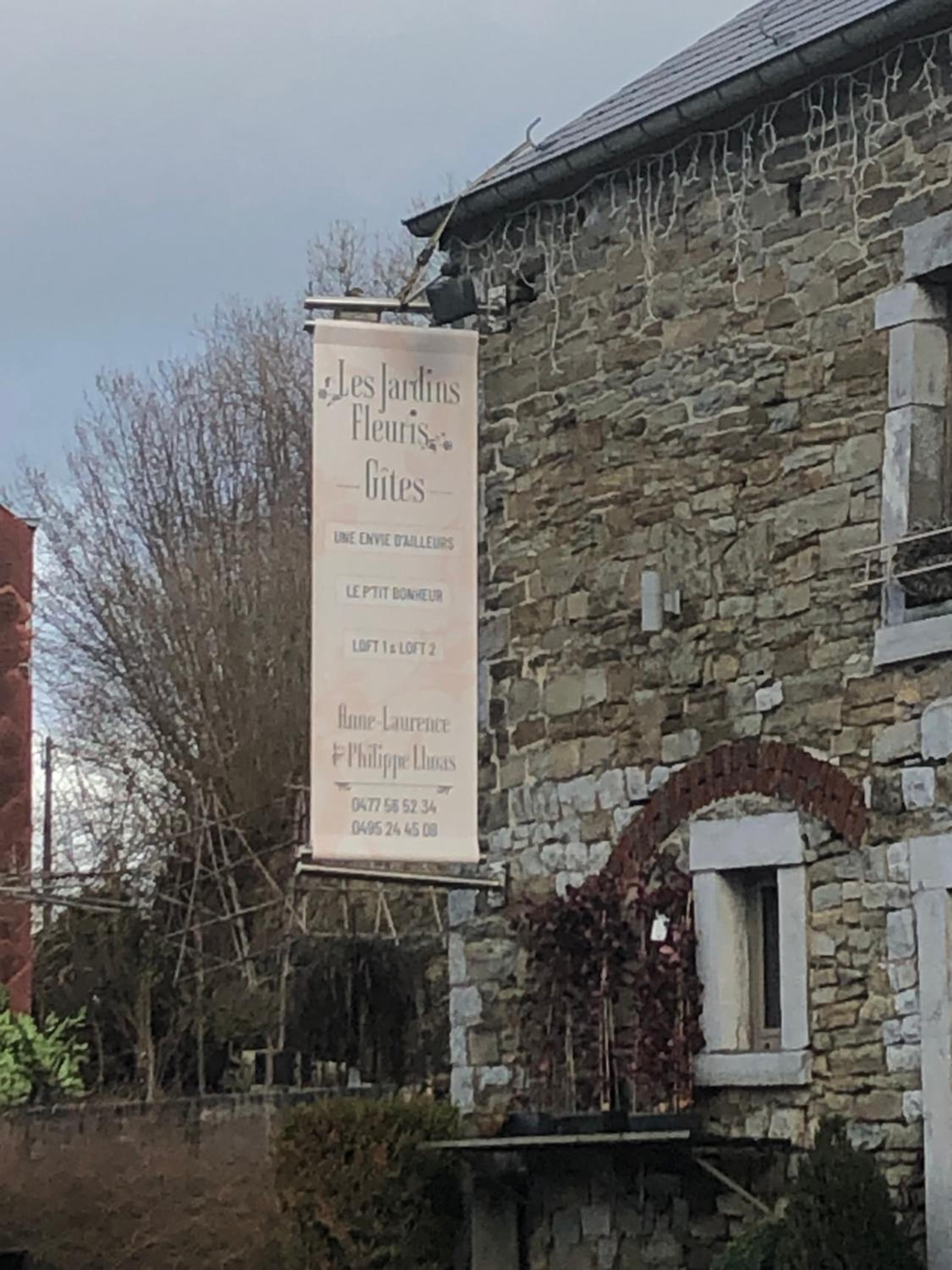 Gîte de Corbion une envie d'Ailleurs 6personnes et le Pt Bonheur 2 personnes