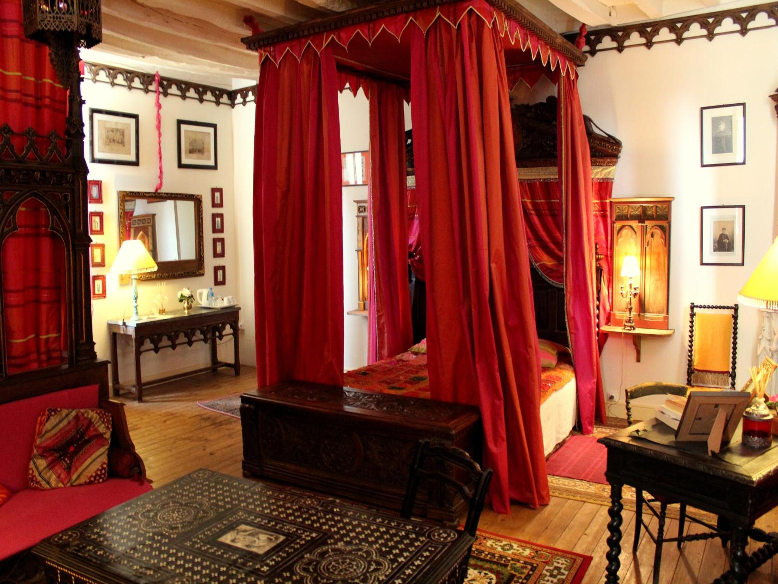 hotel room