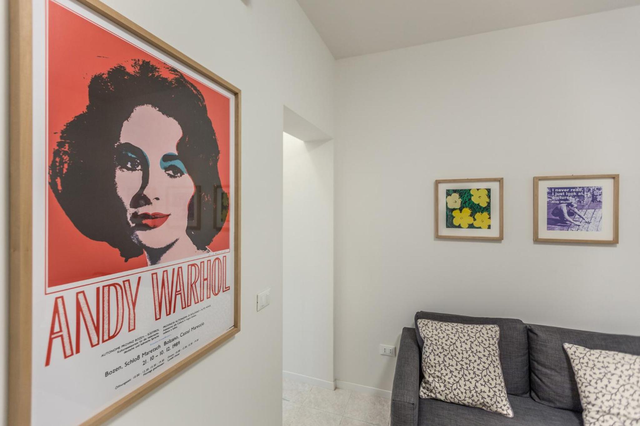 Marilyn The Place Apartments