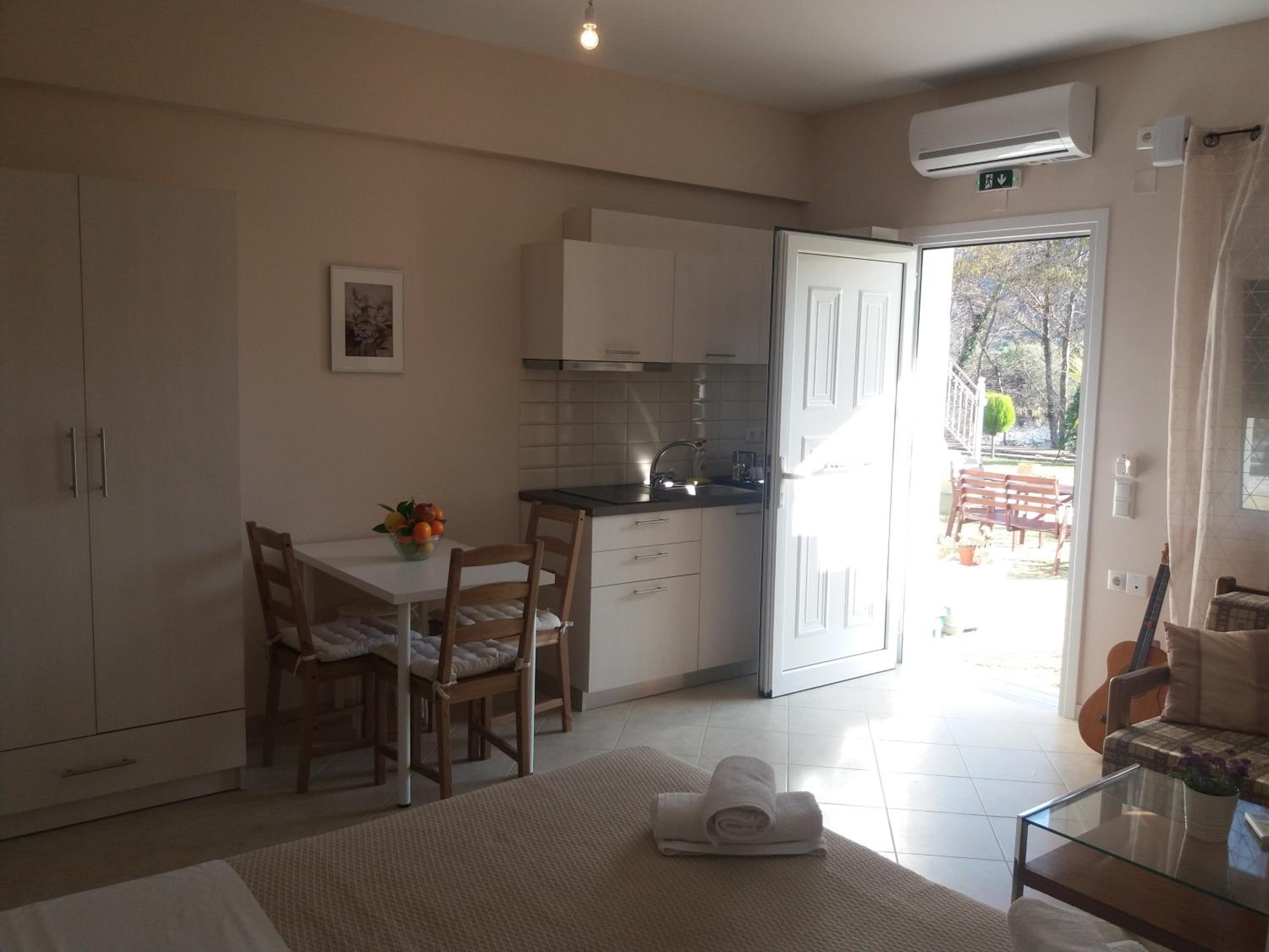 Dimitriou Rooms