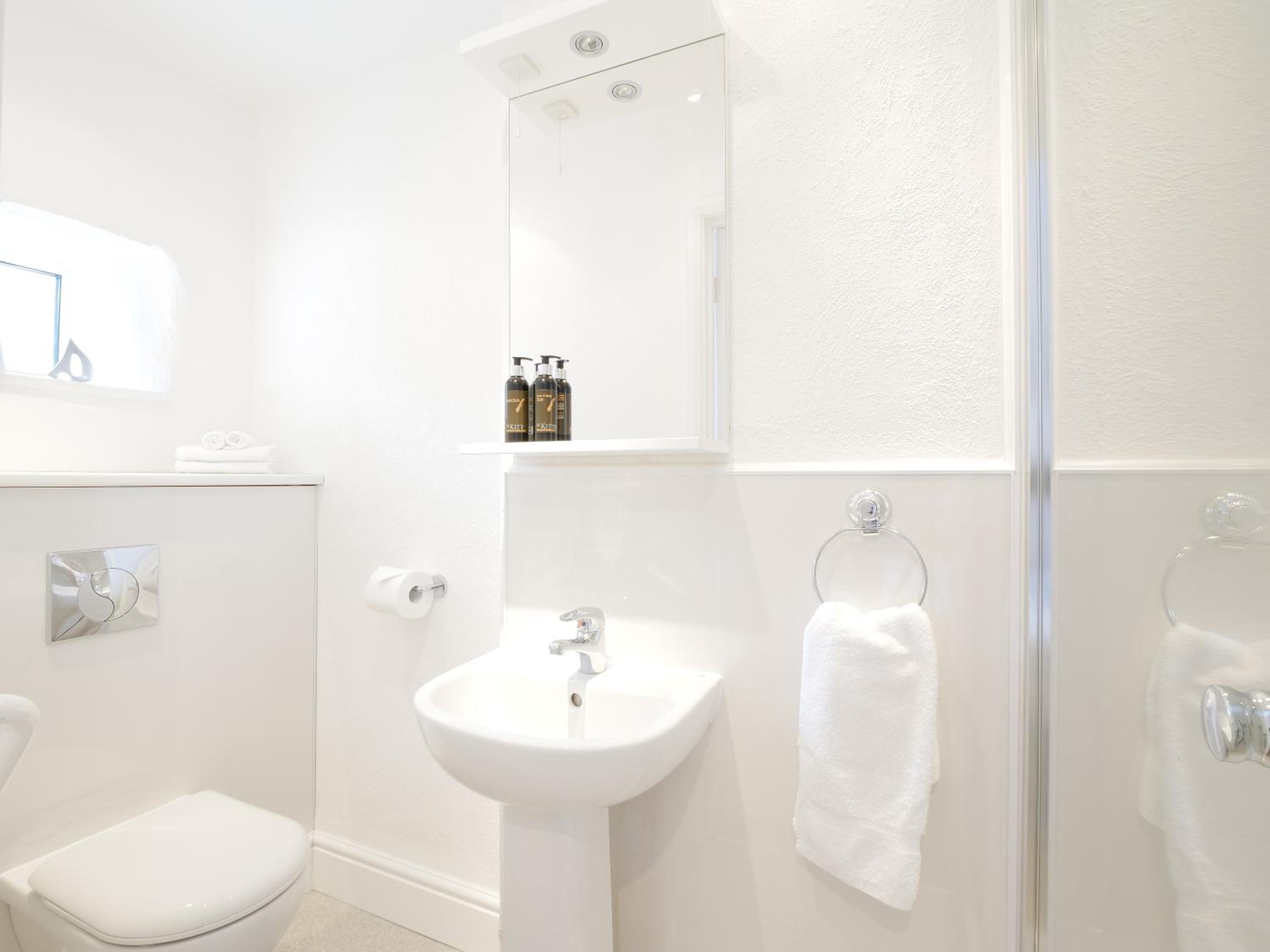 Bude Vacations - Tee-Side Guest House - Property Image 32