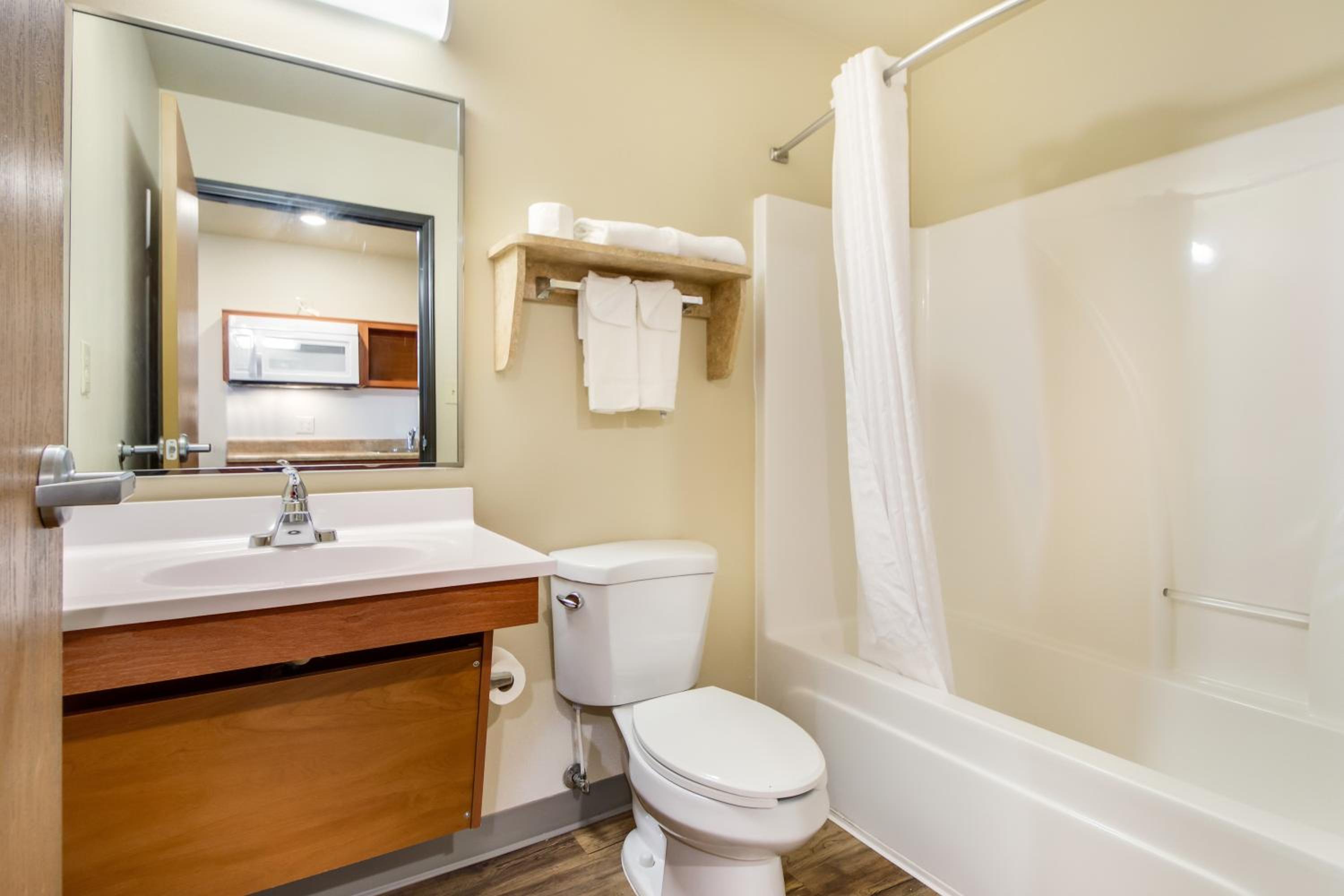 Econo Lodge Burlington I-70