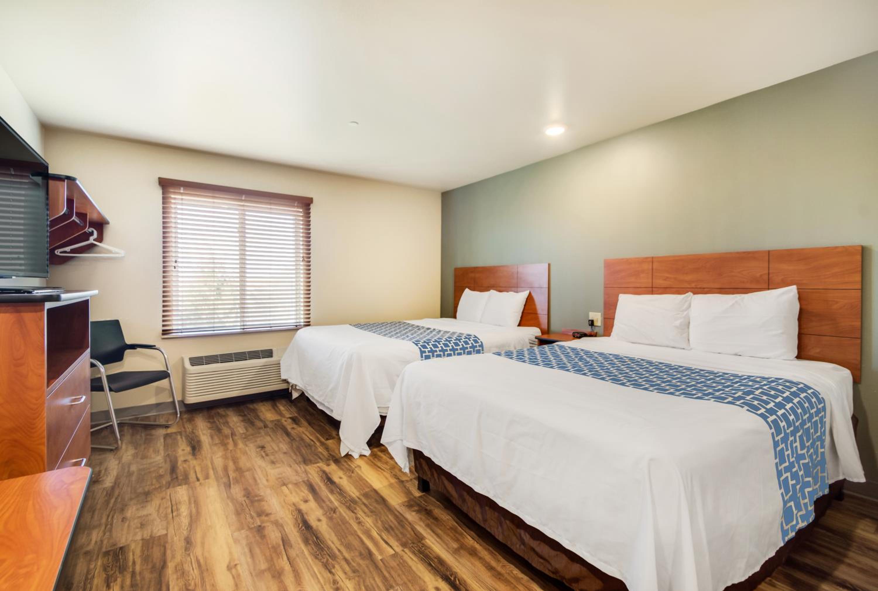 Econo Lodge Burlington I-70