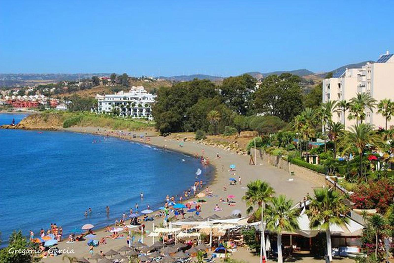 Estepona - Playa - 2 dormitorios y terrazas con jardines al lado del mar Pa25 view 3