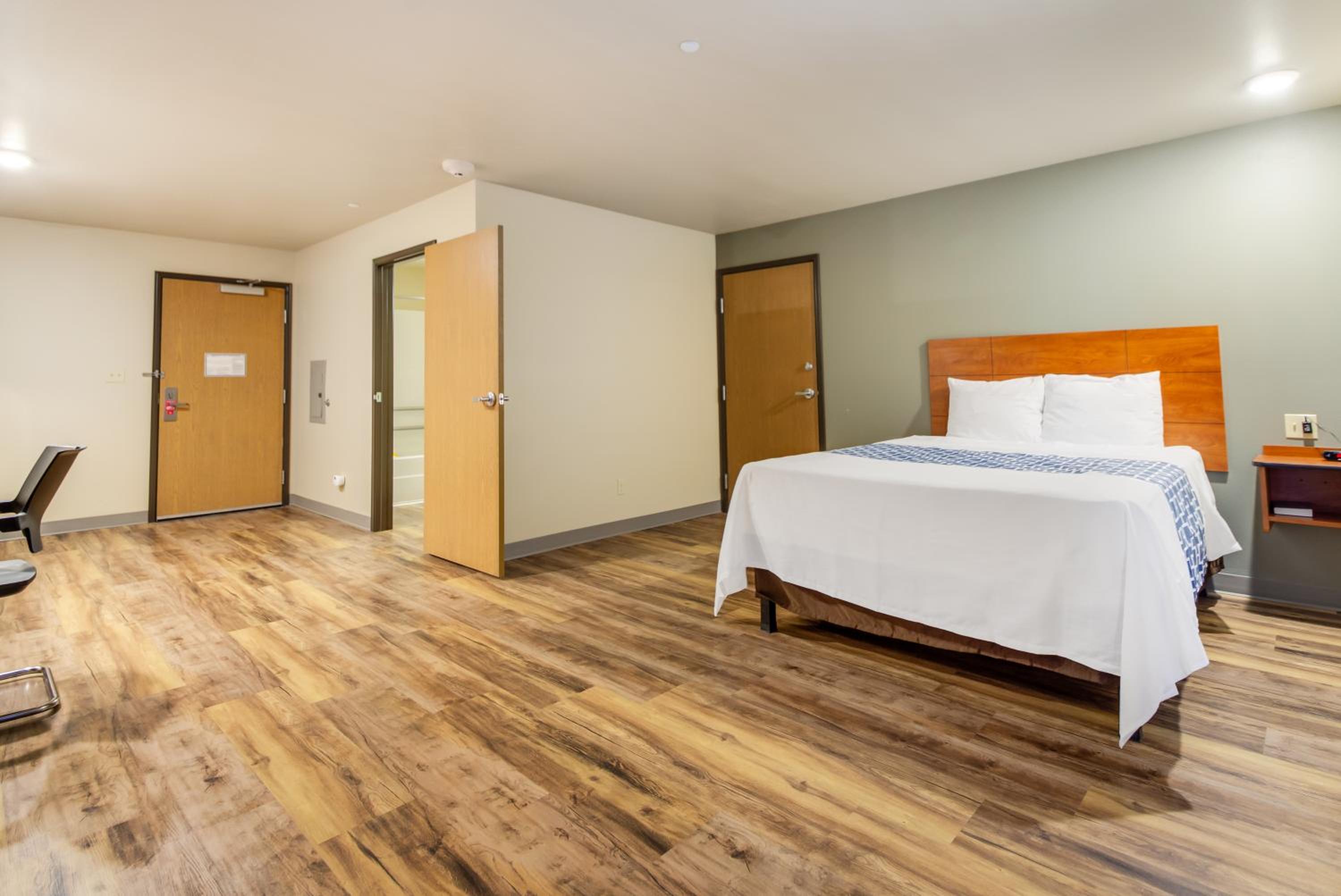 Econo Lodge Burlington I-70