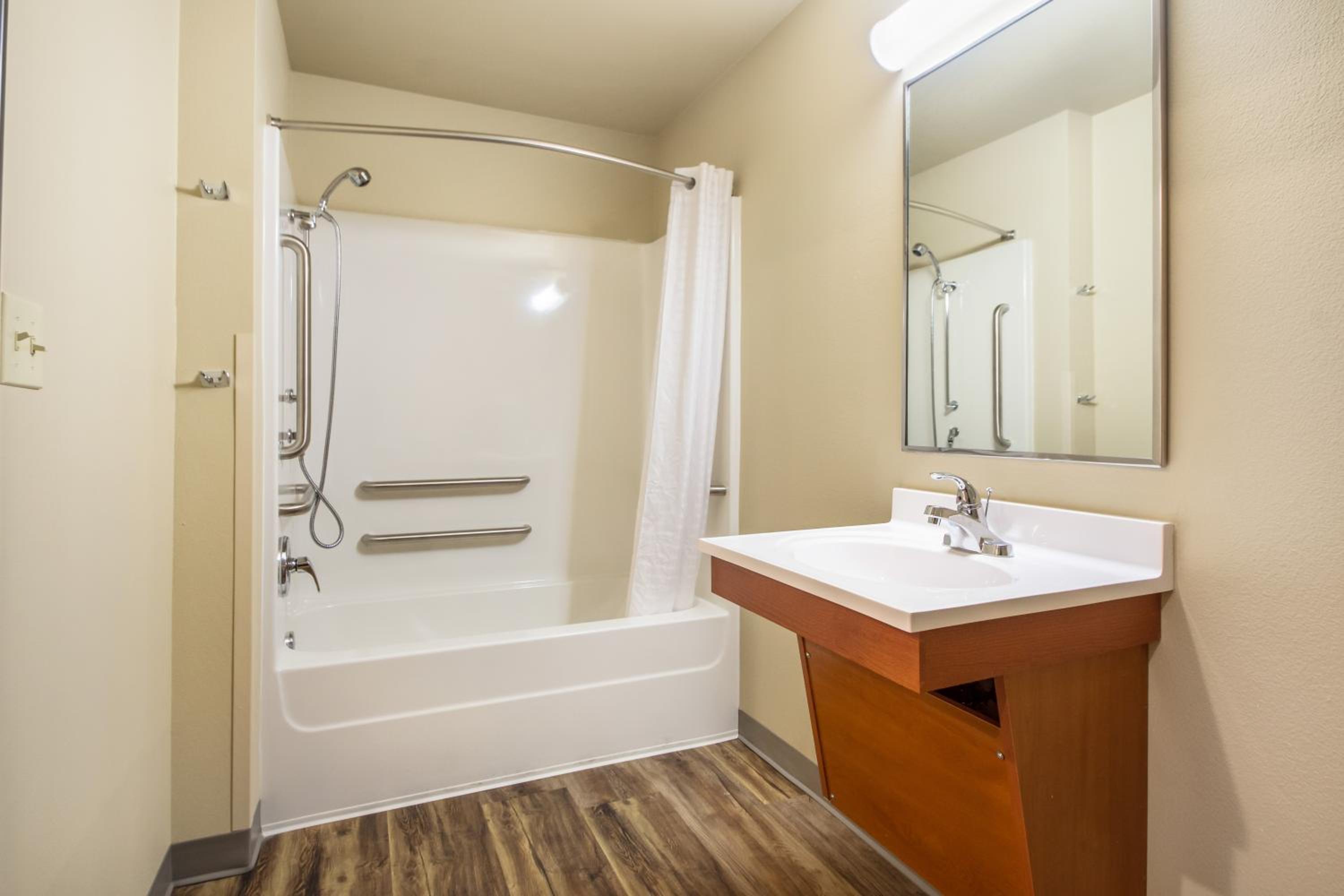 Econo Lodge Burlington I-70