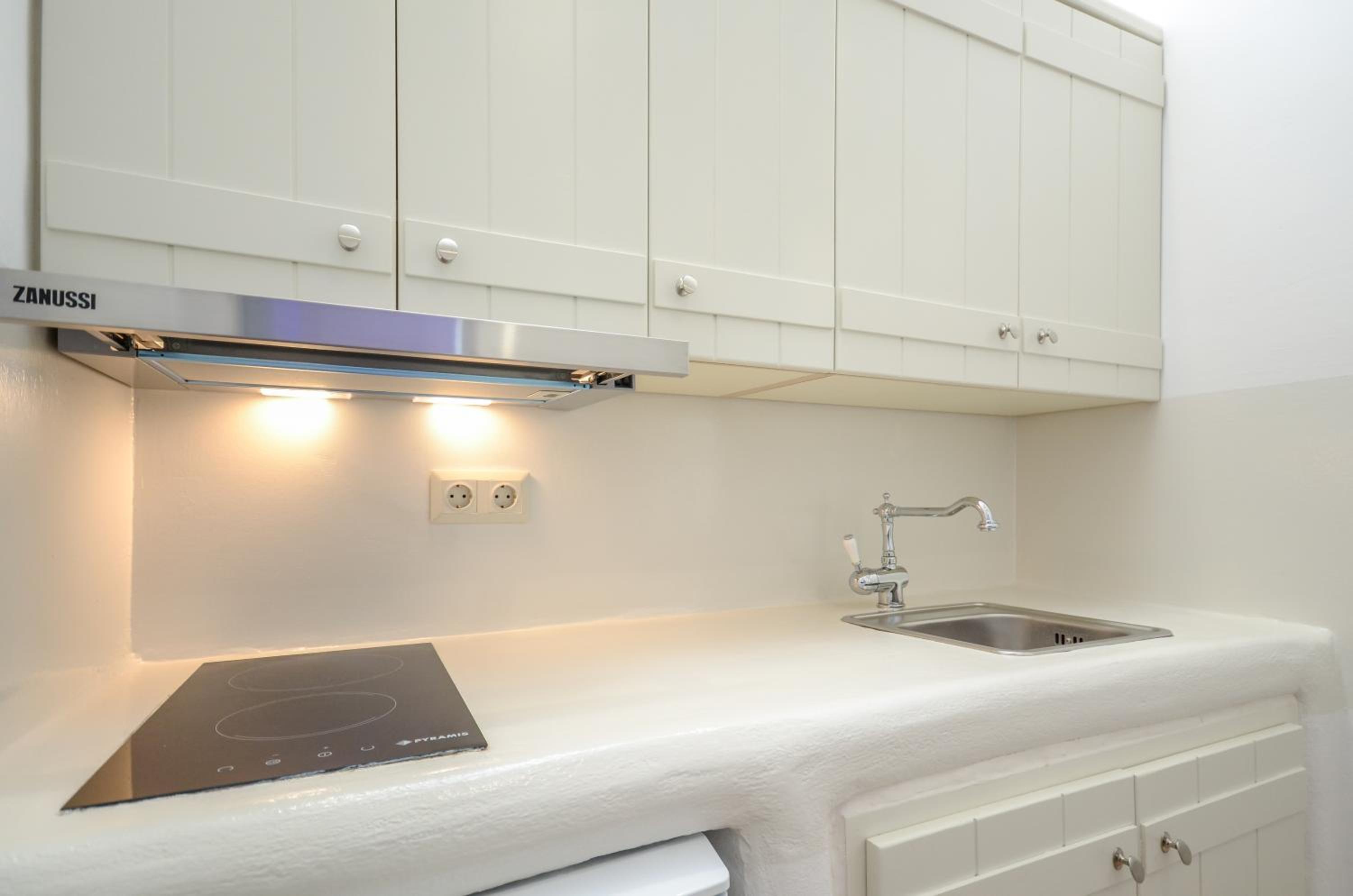 Naxian Dream Suites view 4