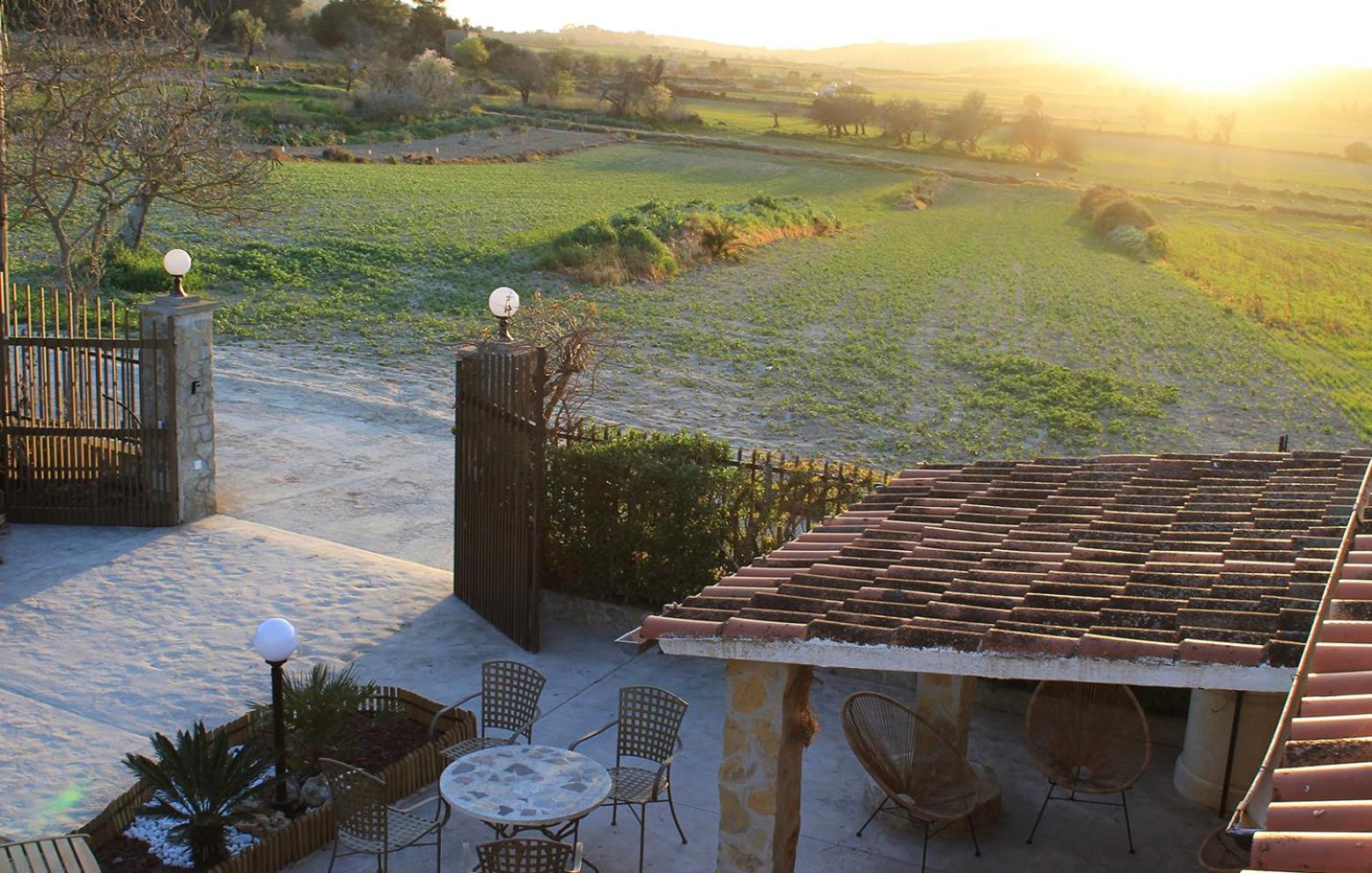 Photo 68