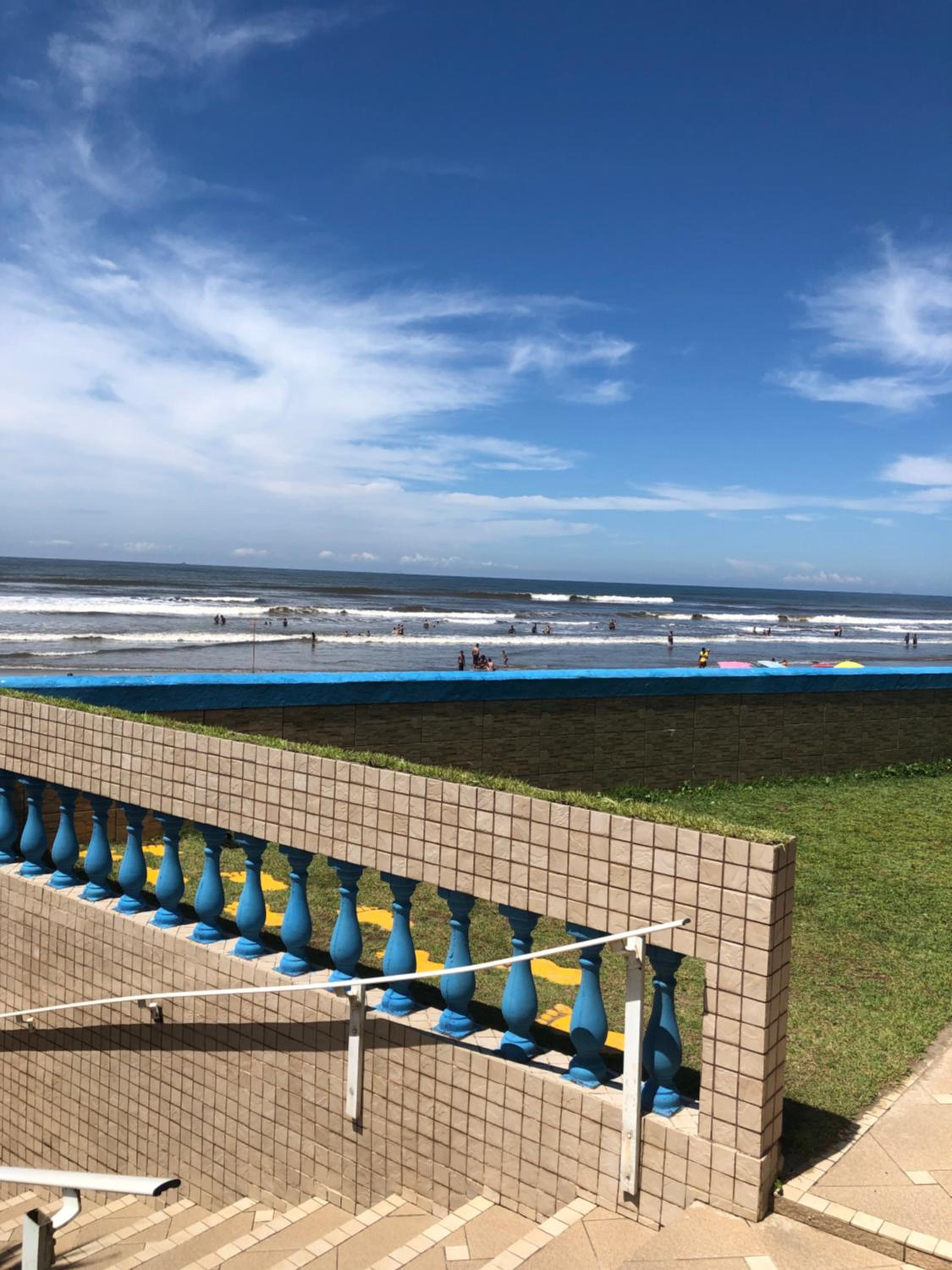 Apartamento pé na areia