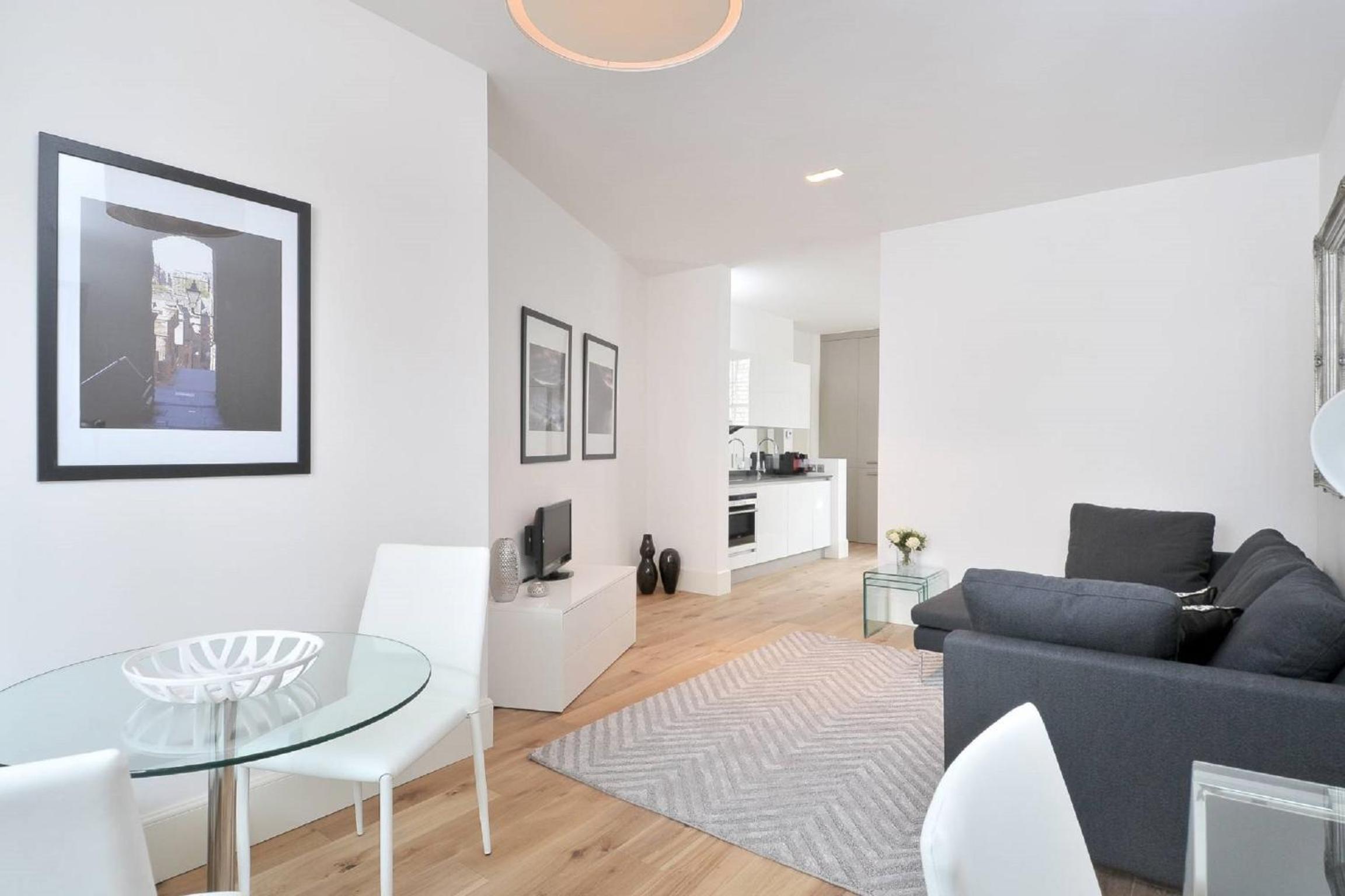 Destiny Scotland - St Andrew Square Apartments