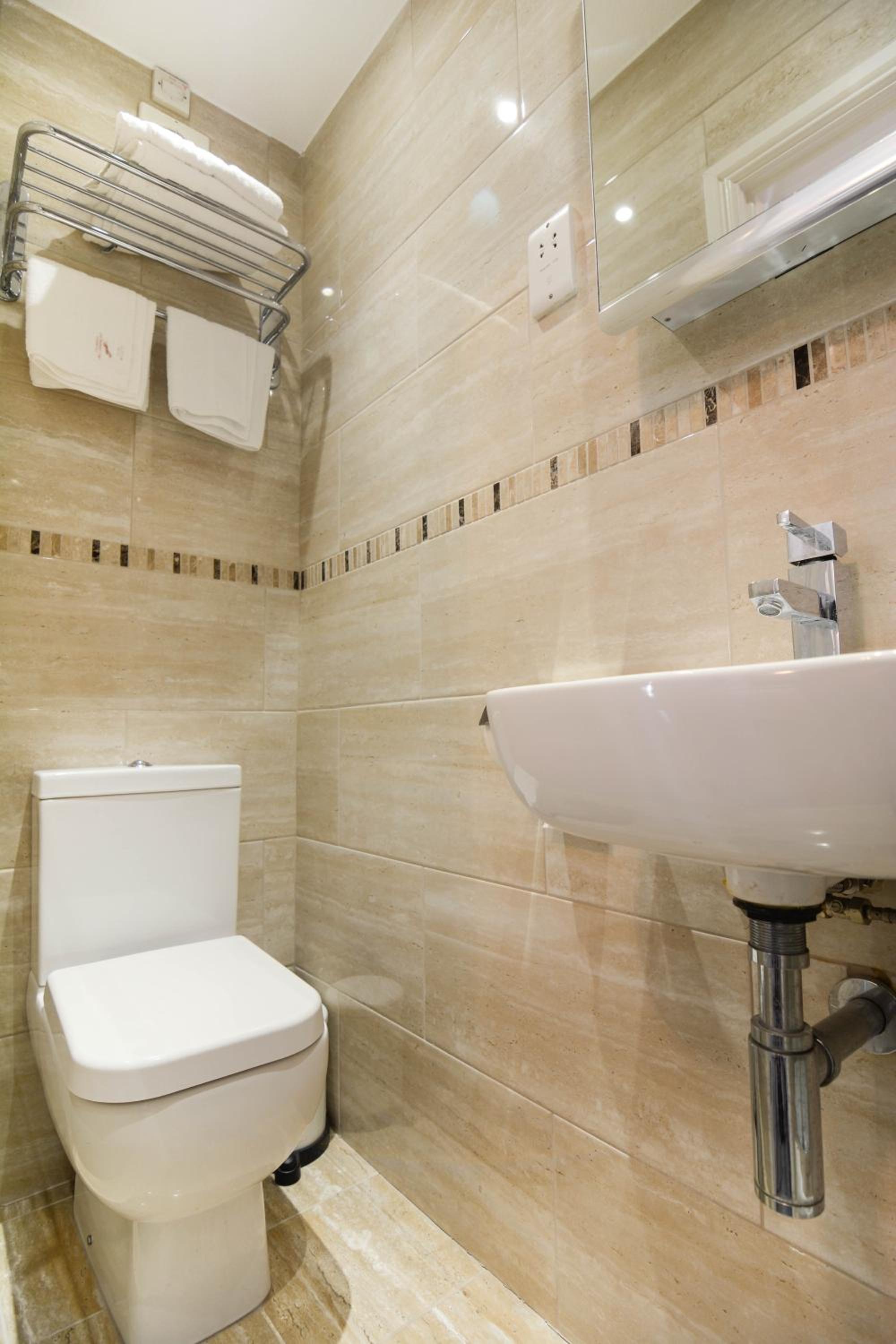 Southport Vacations - Clifton Villa - Southport - Property Image 5