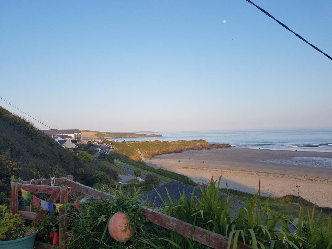 Idyllic Inchydoney Beach Cottage - Amazing sea views, path to beach! view 2