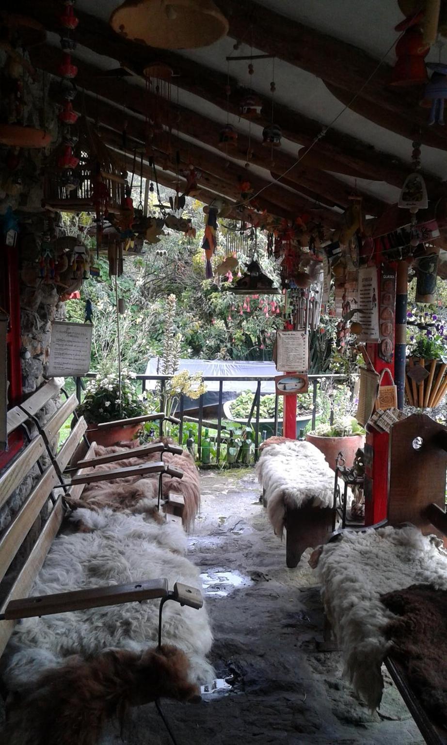 Casa de piedra El Colibrí